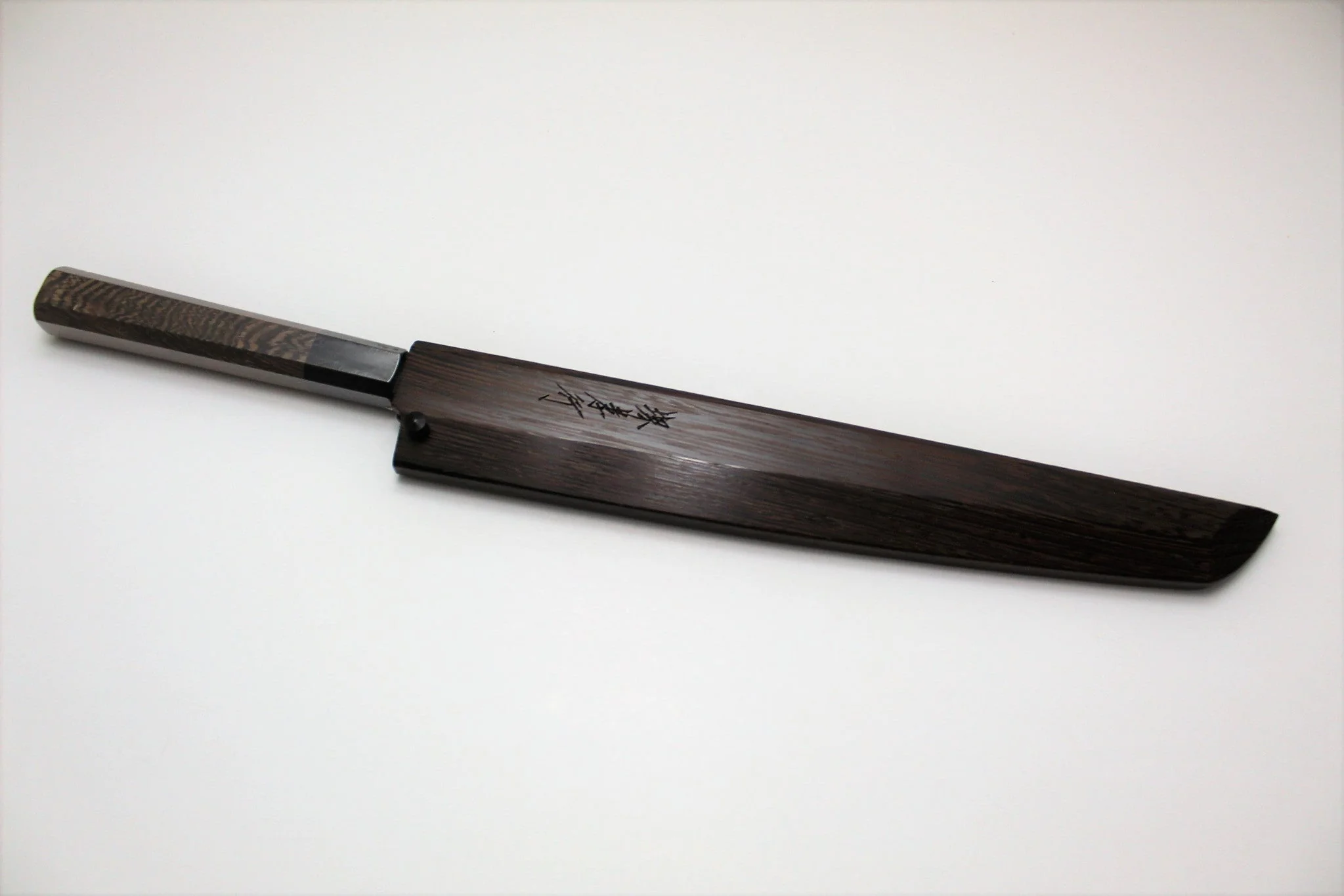 Sakai Takayuki Honyaki Shoryu Genbu Sakimaru Yanagiba Slicer with Saya 300mm (11.8") VG-10 Slicer - Image 9