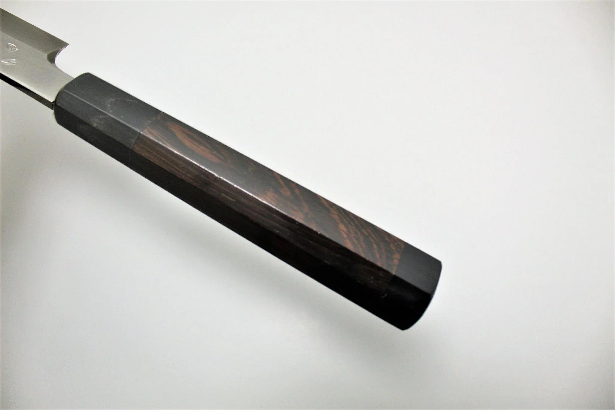 Sakura Hanafubuki Hien Kengata Yanagiba Slicer with Saya 270mm (10.6") - Ginsan Stainless Steel - Hand Etched - Image 8