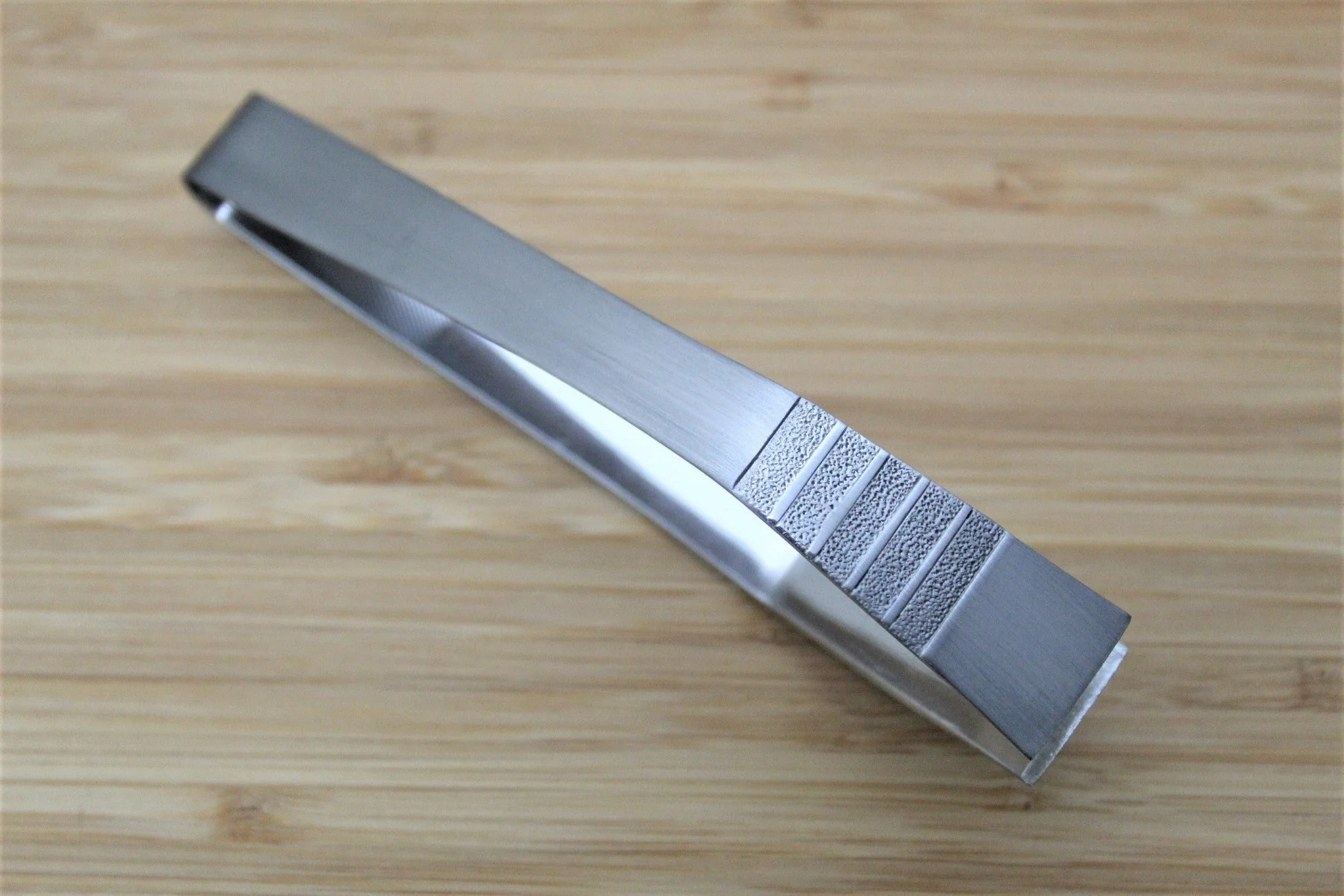 Honenuki Fish Bone Tweezer with Anti Slip Kansai Style - Image 3