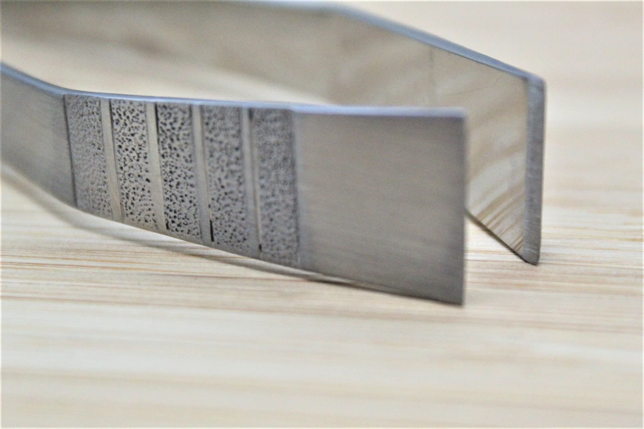 Honenuki Fish Bone Tweezer with Anti Slip Kansai Style - Image 4