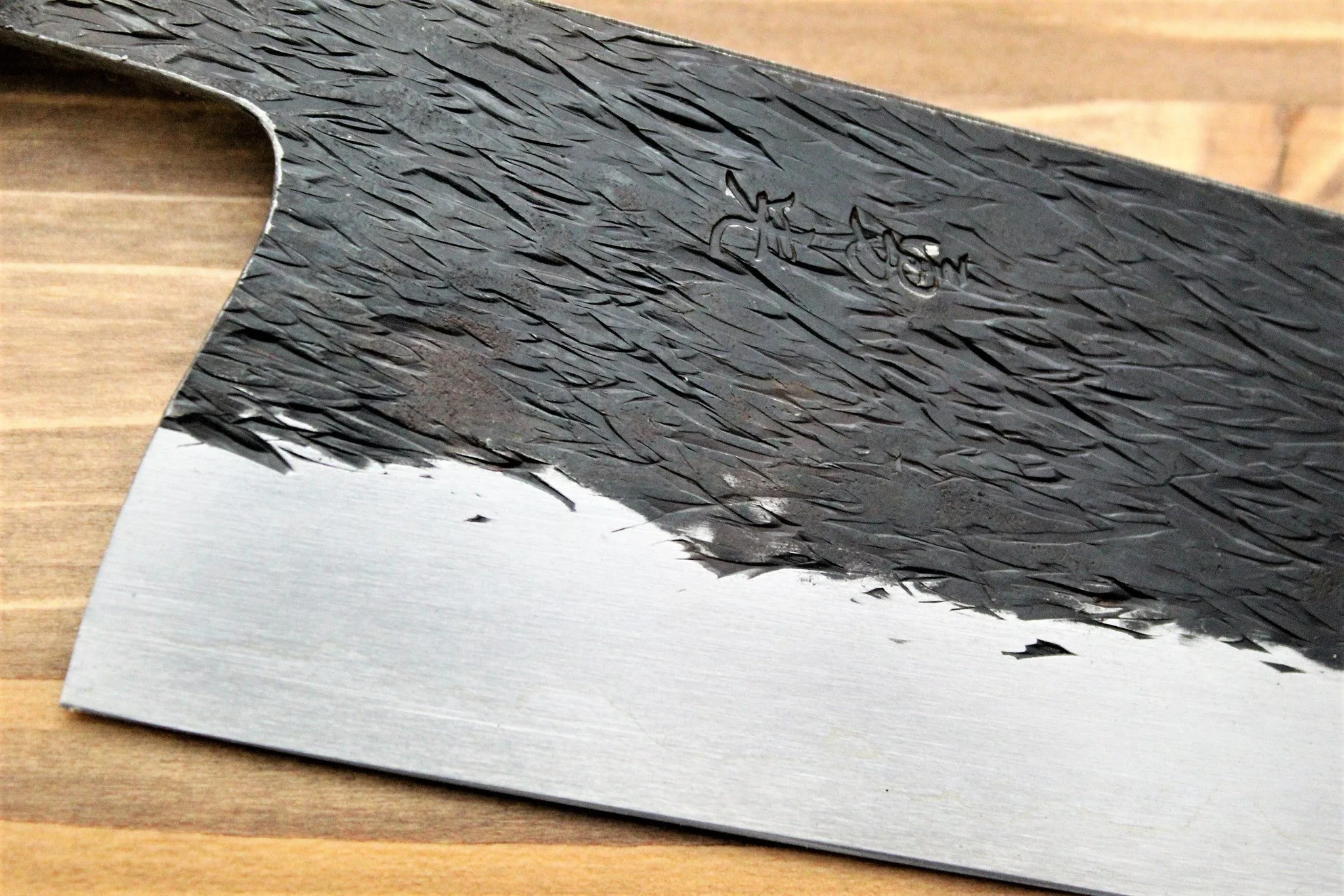 Isamitsu Shirogami #1 / White Steel #1 Santoku 180 mm Red Handle - Image 3