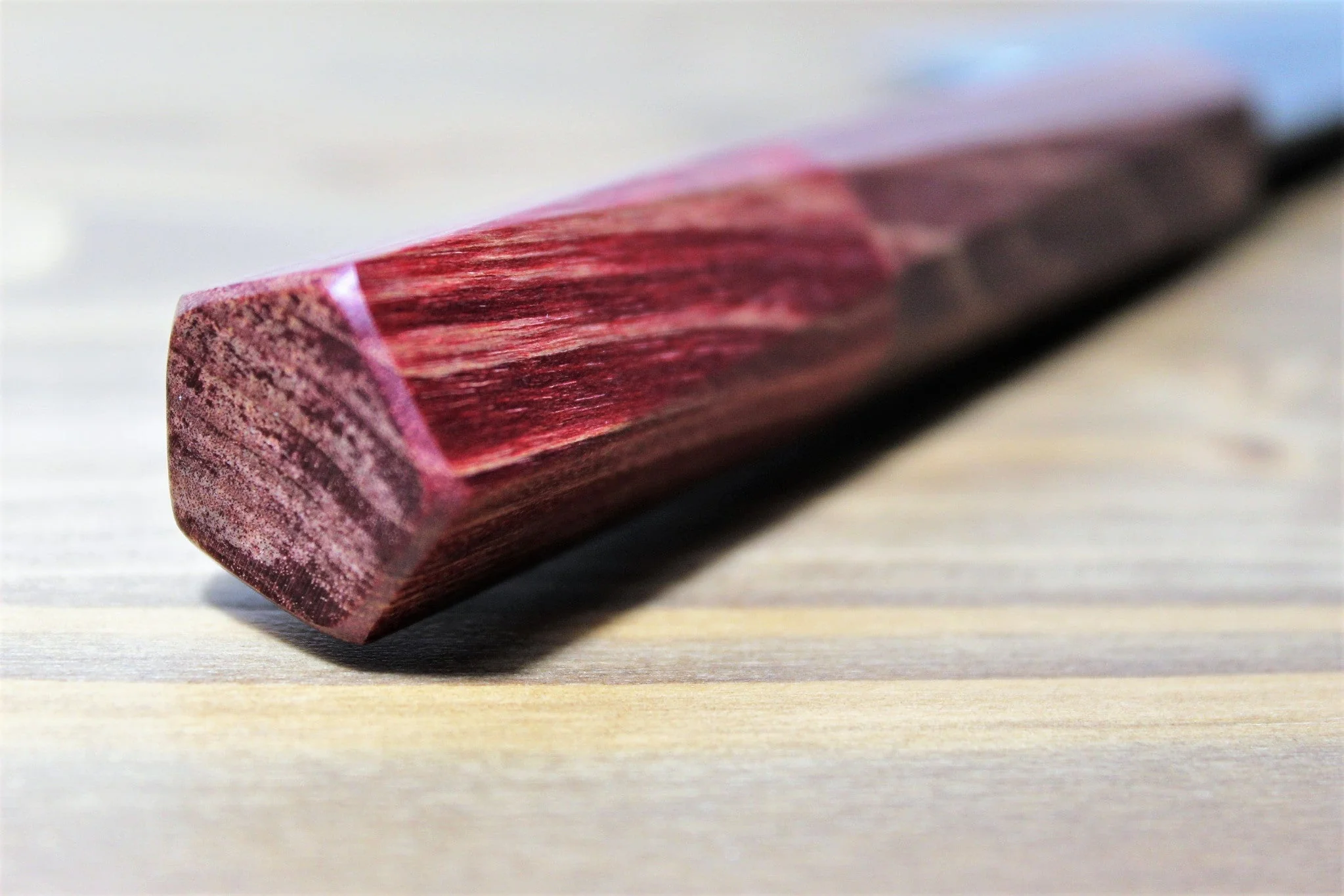 Isamitsu Shirogami #1 / White Steel #1 Santoku 180 mm Red Handle - Image 6