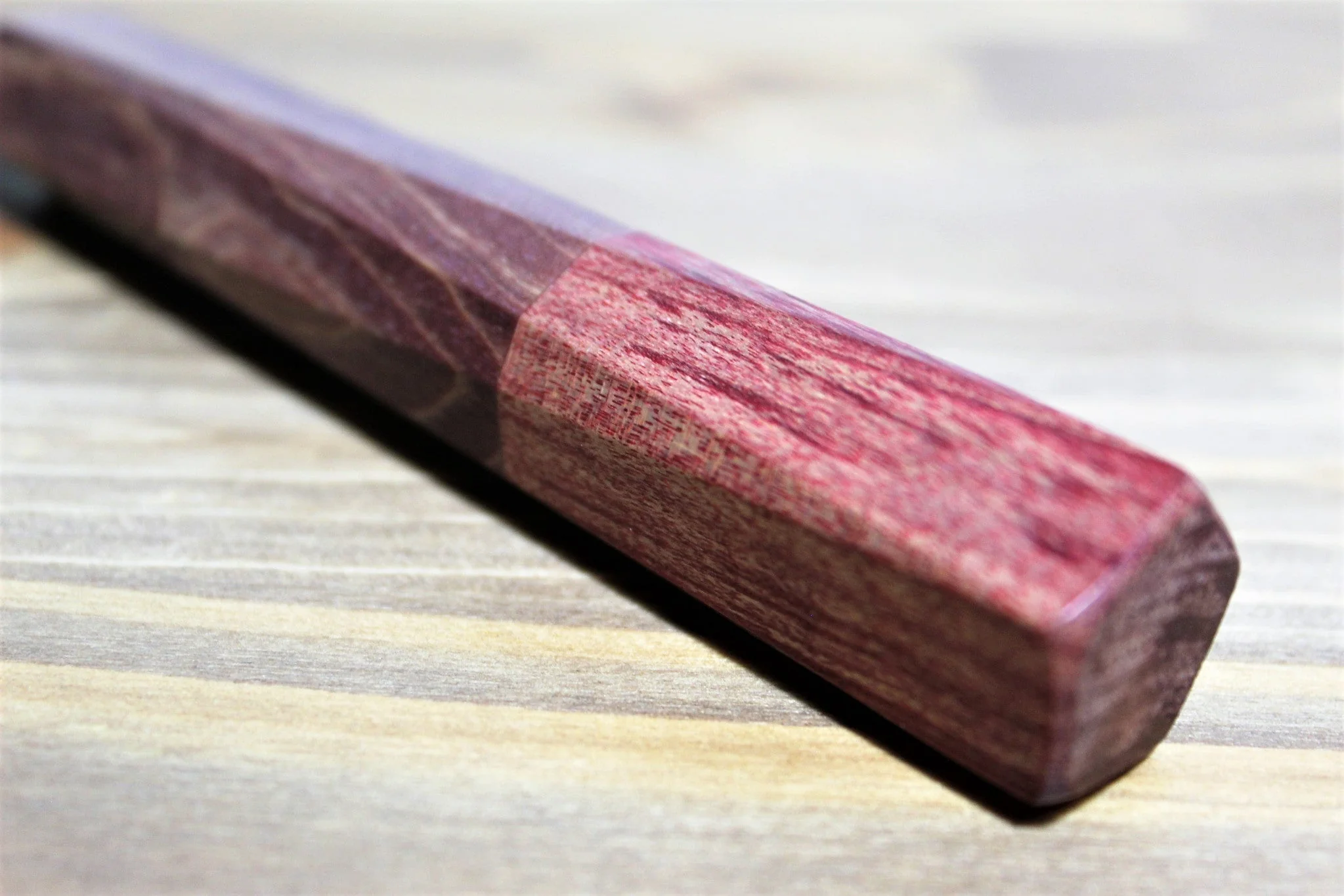 Isamitsu Shirogami #1 / White Steel #1 Santoku 180 mm Red Handle - Image 8