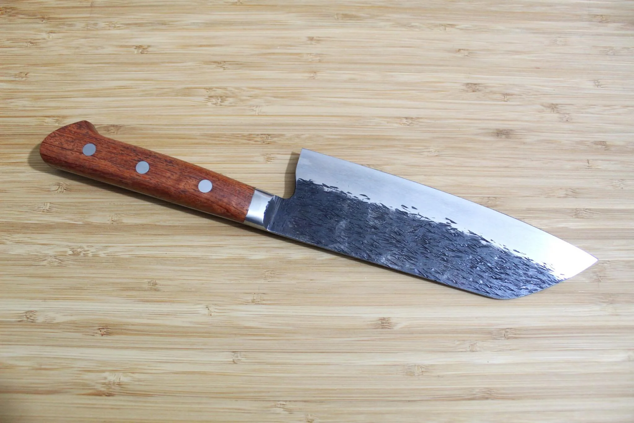 Isamitsu Shirogami #1 / White Steel #1 Santoku 180 mm Maple Handle - Image 5