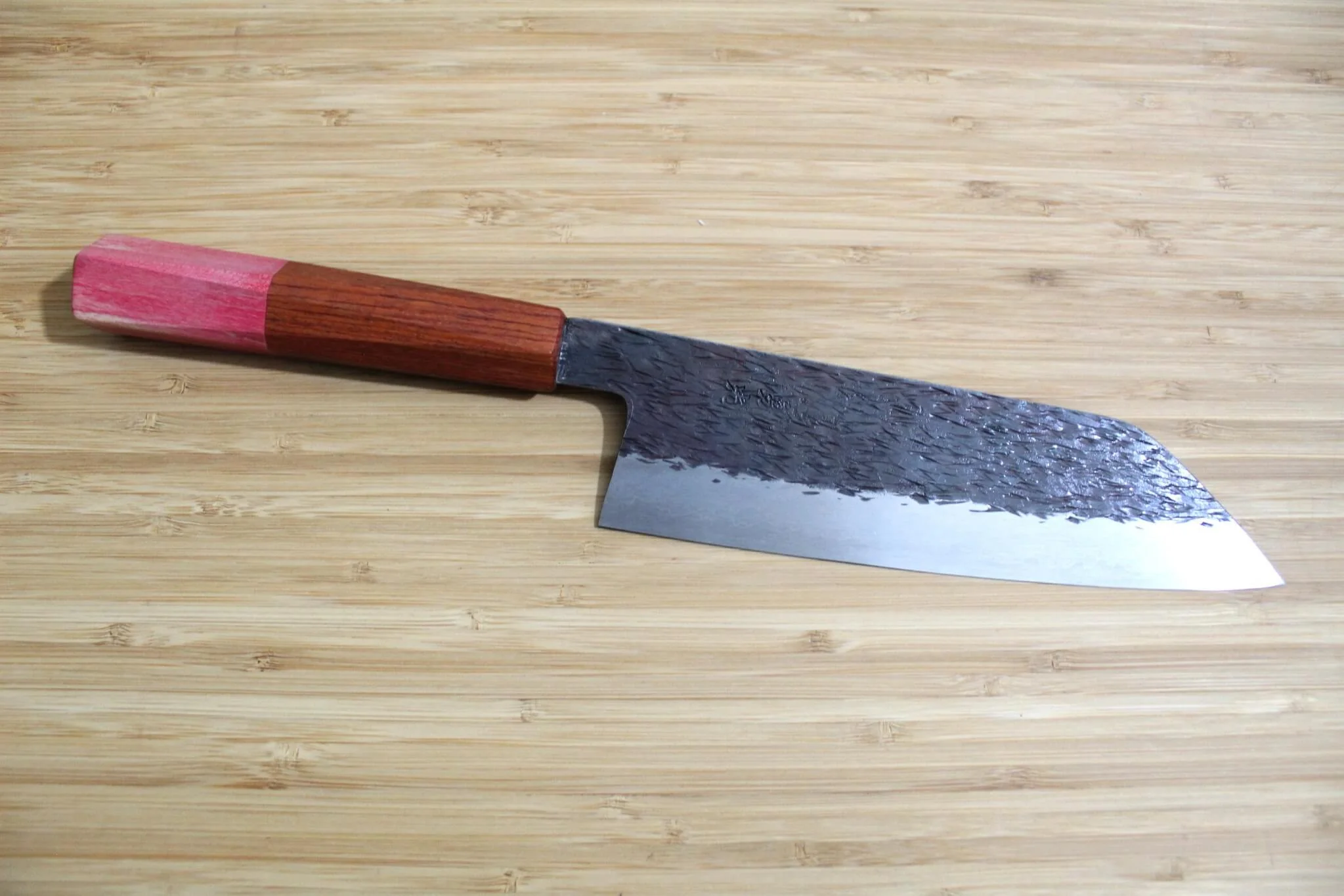Isamitsu Shirogami #1 / White Steel #1 Santoku 180 mm Red Two Tone Maple Handle