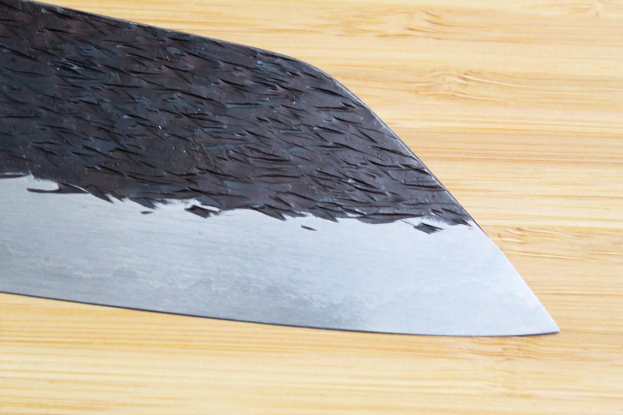 Isamitsu Shirogami #1 / White Steel #1 Santoku 180 mm Red Two Tone Maple Handle - Image 3