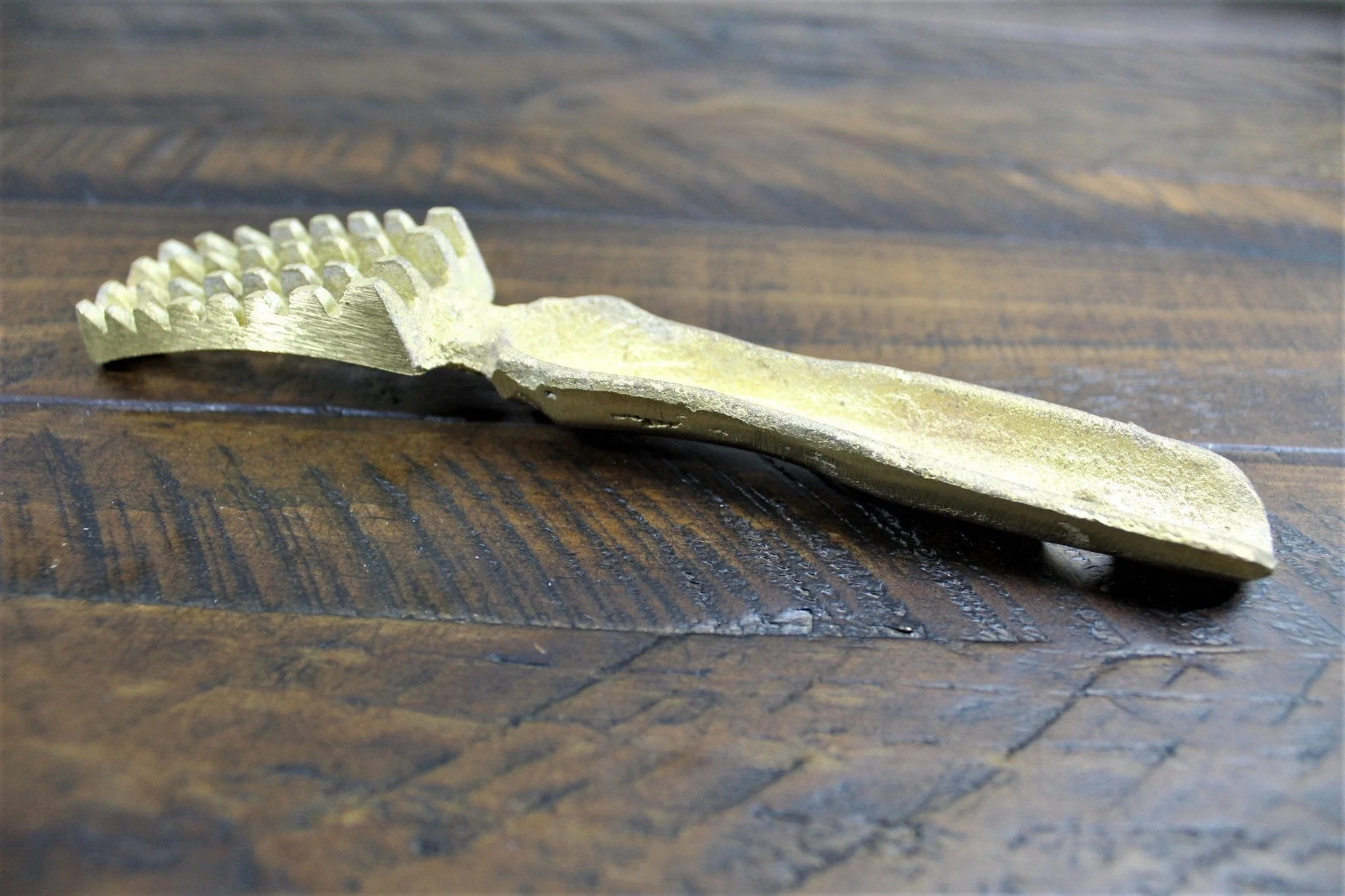 Japanese Fish Scaler / Urokotori with Brass - Image 3