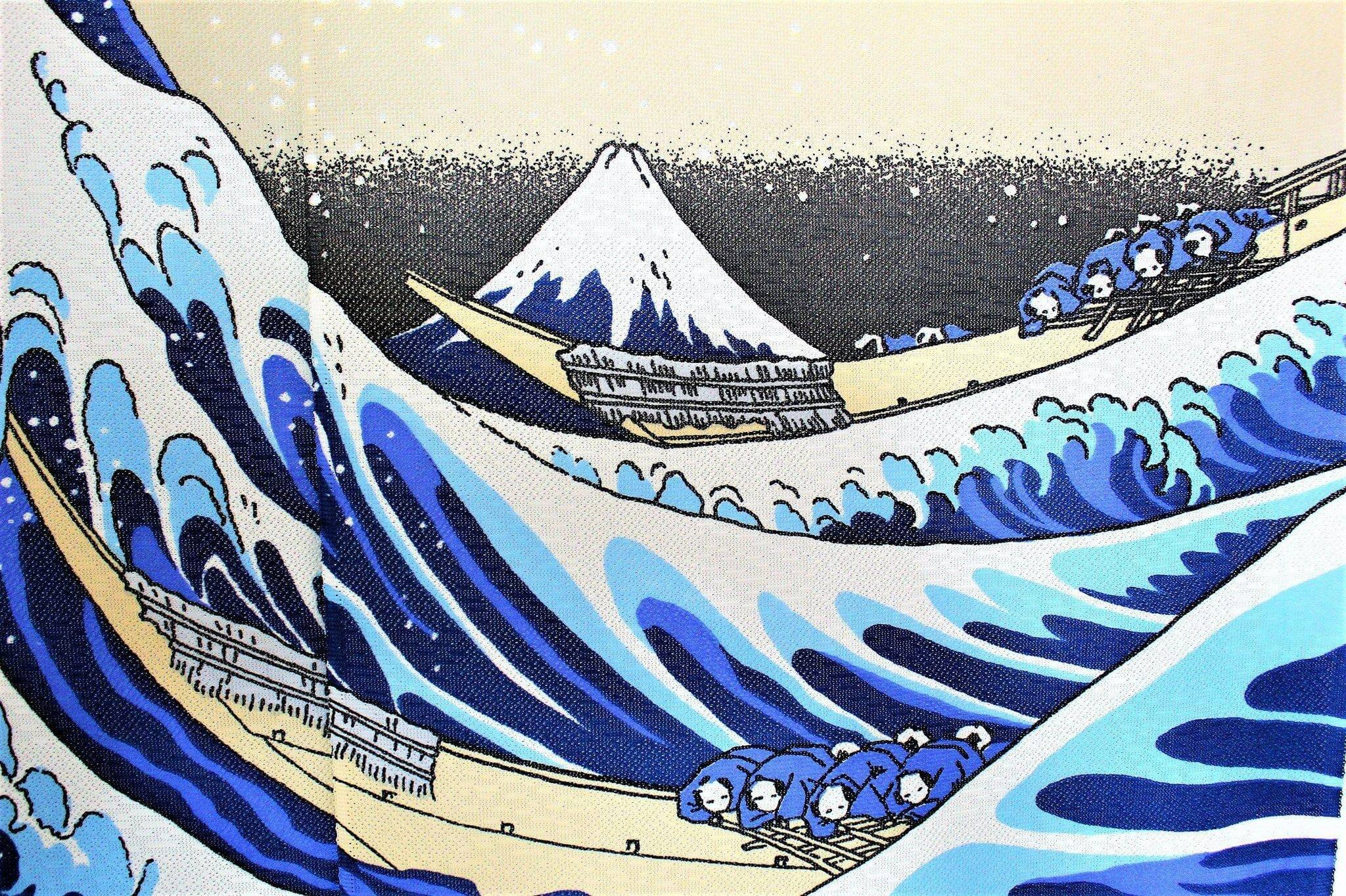 Japanese Noren Curtain with light fabric - The Great Wave of Kanagawa - Image 3