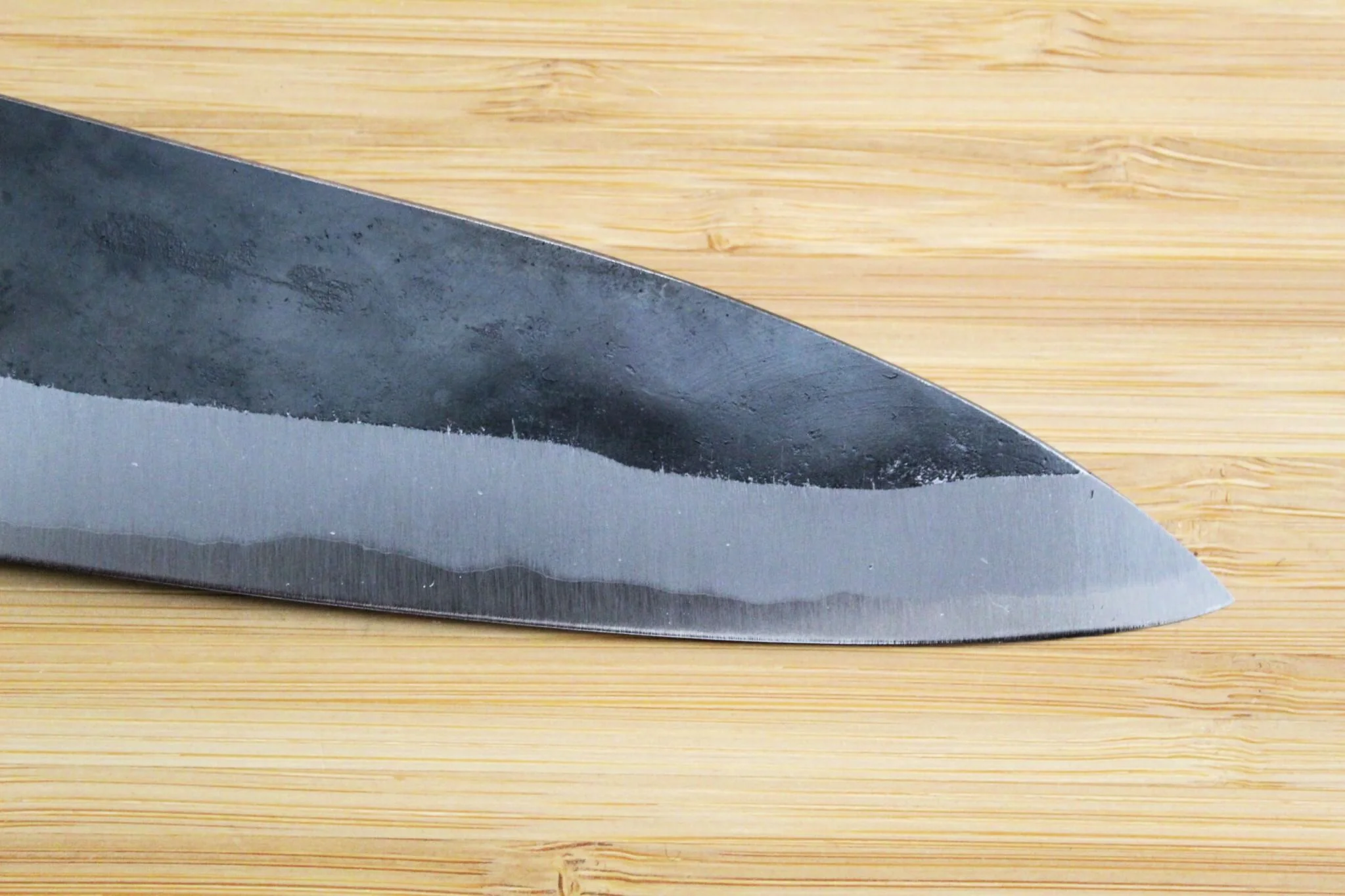 Kaneshige Hamono Kurouchi Aoniko Santoku Knife 190 mm (7.5") Khii Ebony Handle - Image 4