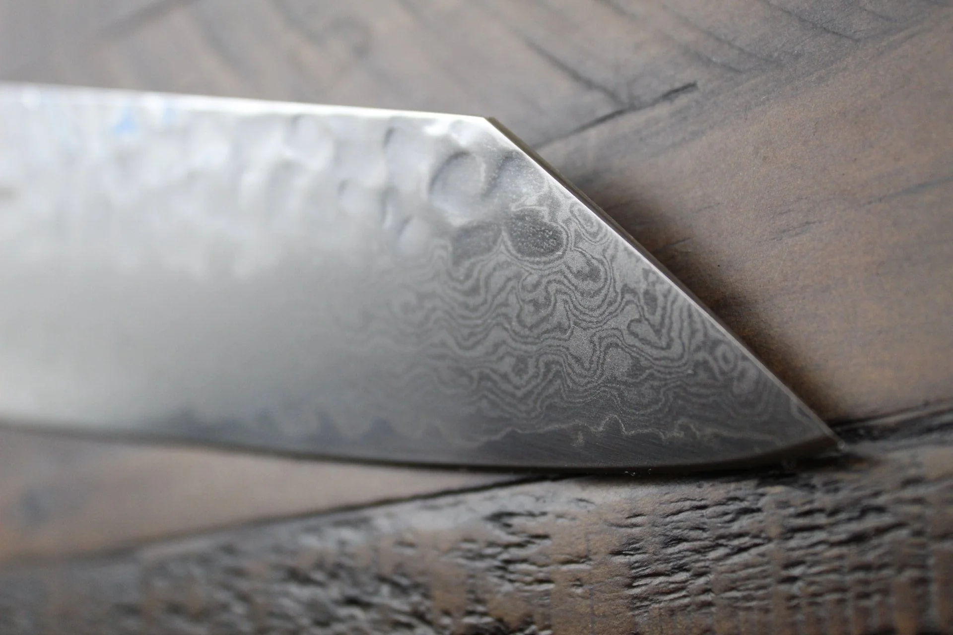 Sakai Takayuki 33-Layer Damascus 190mm Kengata Gyuto VG10 Stainless Steel | Wa-Handle - Image 5