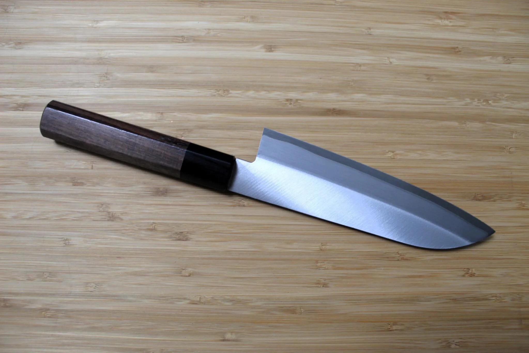 Miki Hamono Gokuao Aogami Super / Blue Super Steel Santoku Knife 170 mm / 6.7" with Rosewood Handle - Image 5