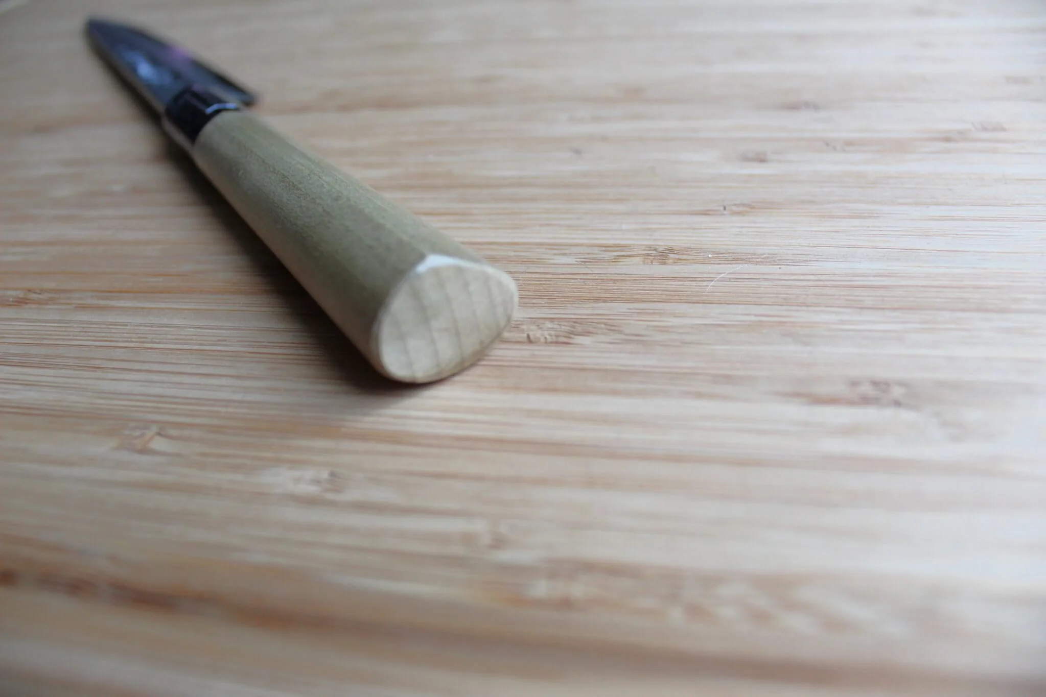 Miki Hamono Yanagiba Slicer Knife Shironiko Damascus Magnolia Handle - Image 10