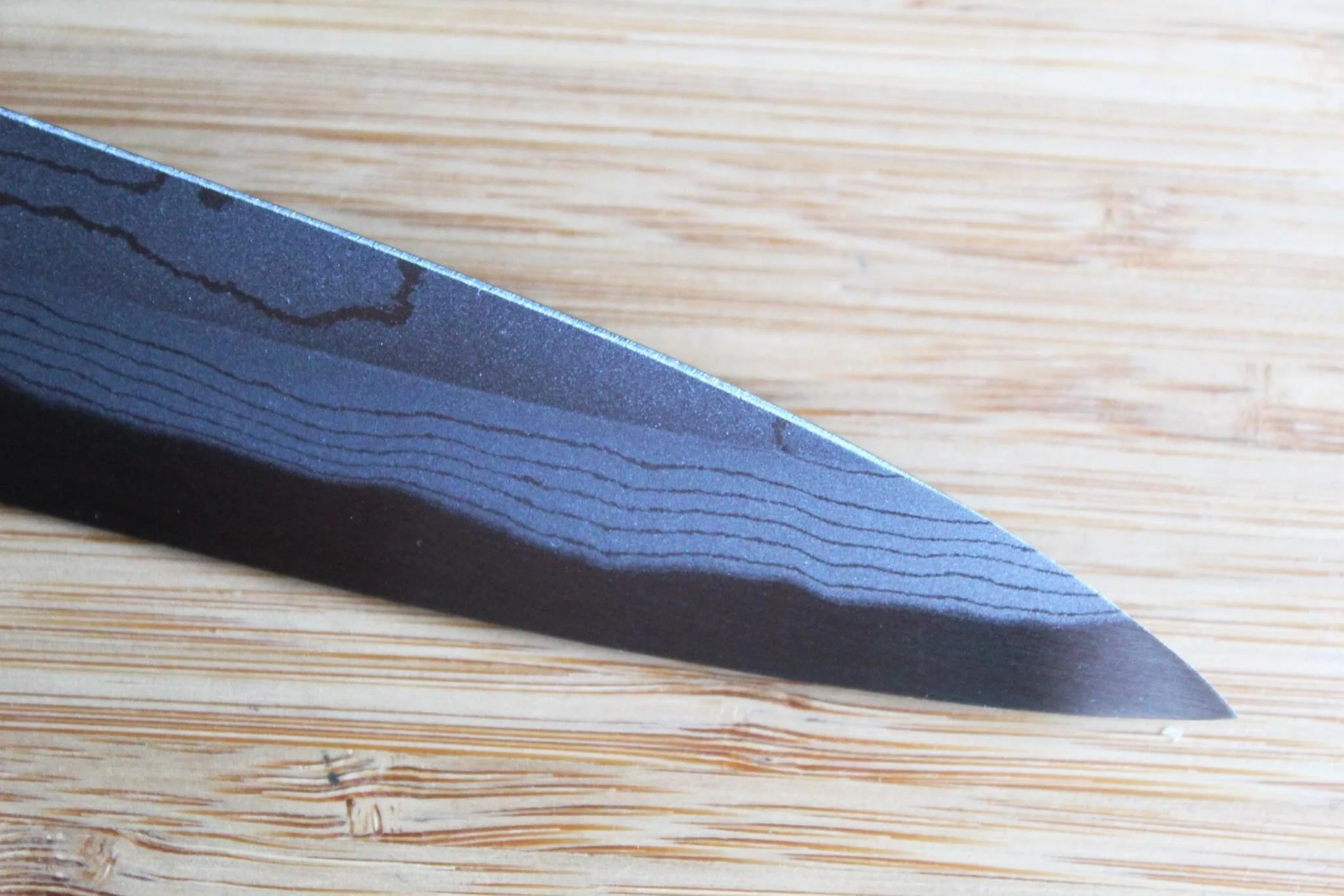 Miki Hamono Yanagiba Slicer Knife Shironiko Damascus Magnolia Handle - Image 4