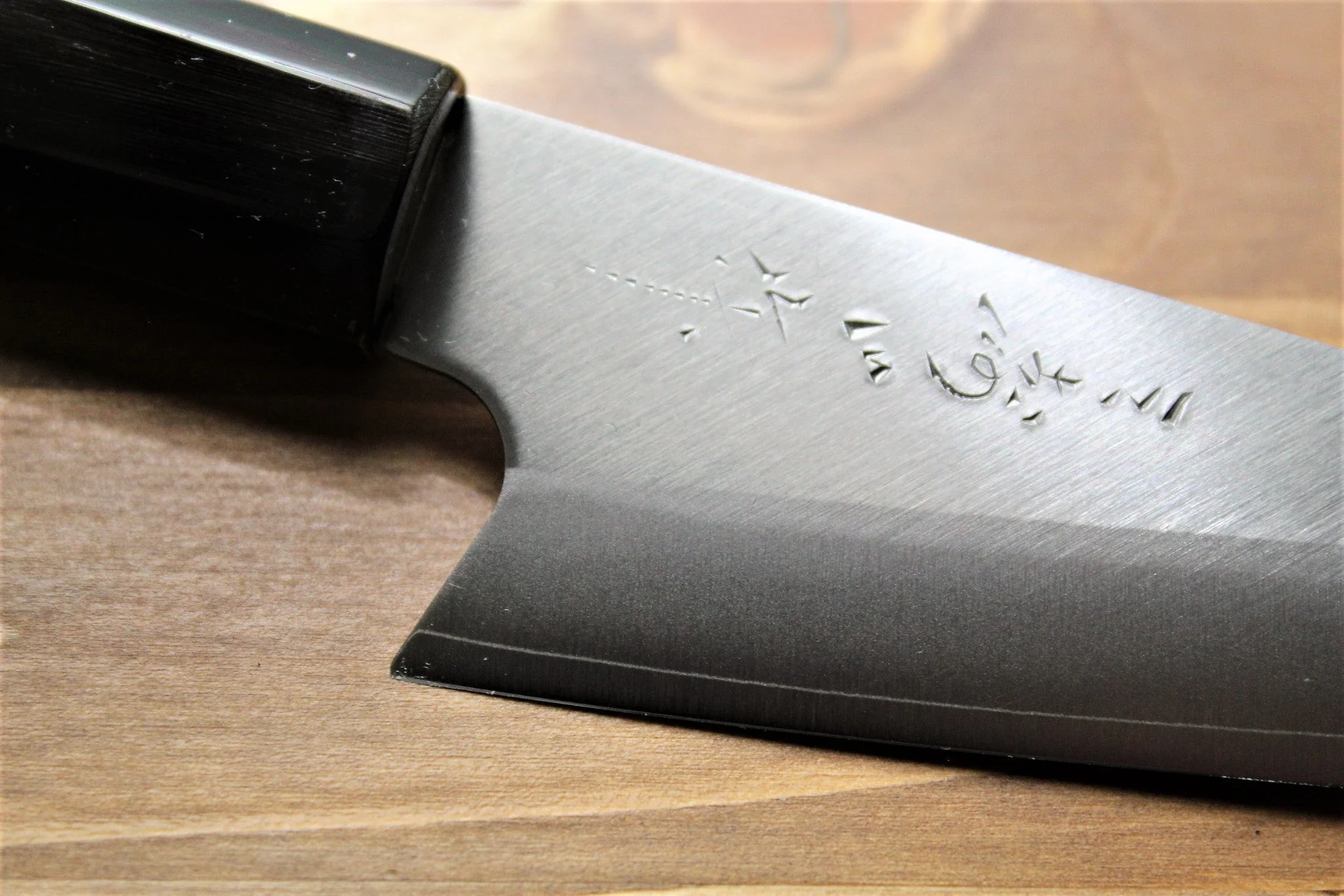Misuzu Hamono Bunka VG-10 Stainless Steel 160 mm / 6.3" Magnolia Handle - Image 3