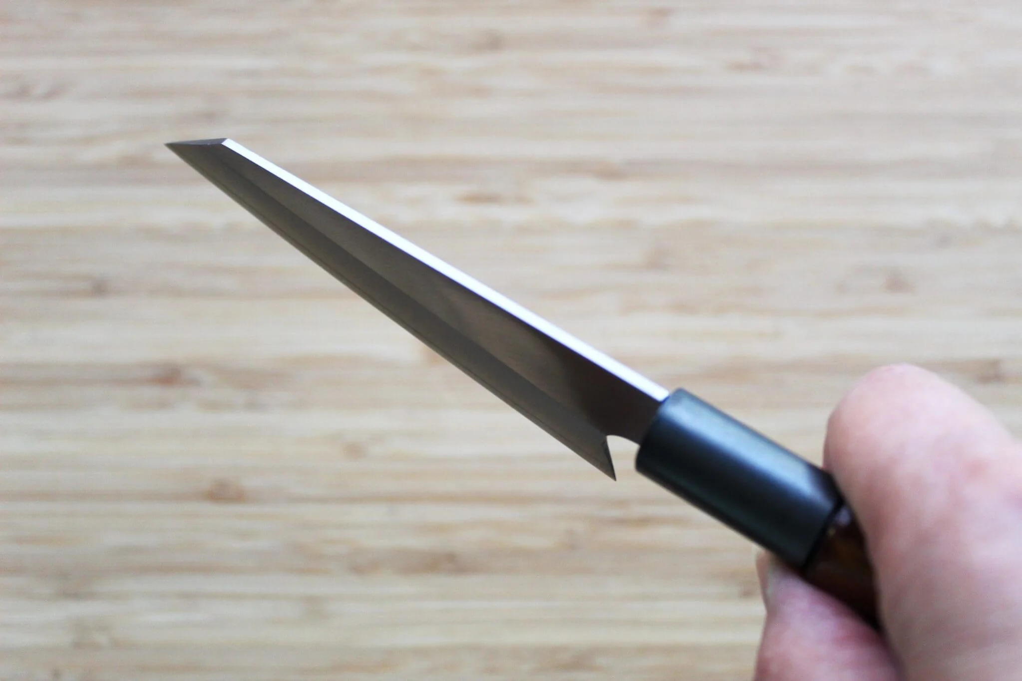Misuzu Hamono Bunka Petty VG-10 Stainless Steel 105 mm / 4.1" Urushi Lacquer Magnolia Handle - Image 6