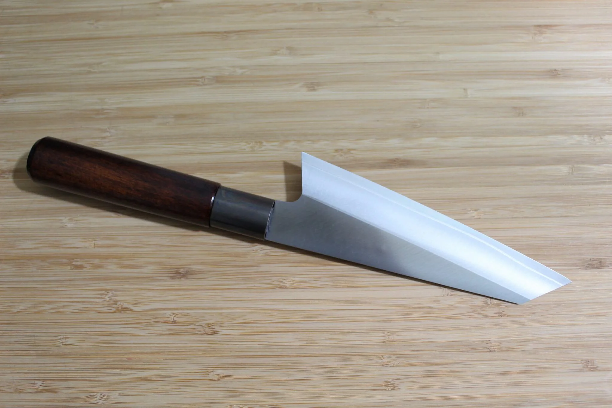 Misuzu Hamono Bunka VG-10 Stainless Steel 160 mm (6.3") / 180 mm (7.1") Urushi Lacquer Magnolia Handle - Image 5