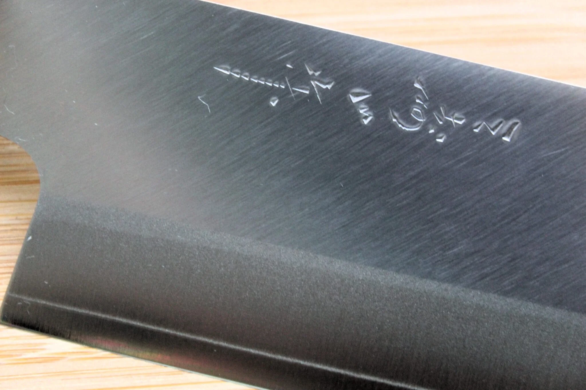 Misuzu Hamono Nakiri VG-10 Stainless Steel 160 mm / 6.3" Urushi Lacquer Magnolia Handle - Image 3