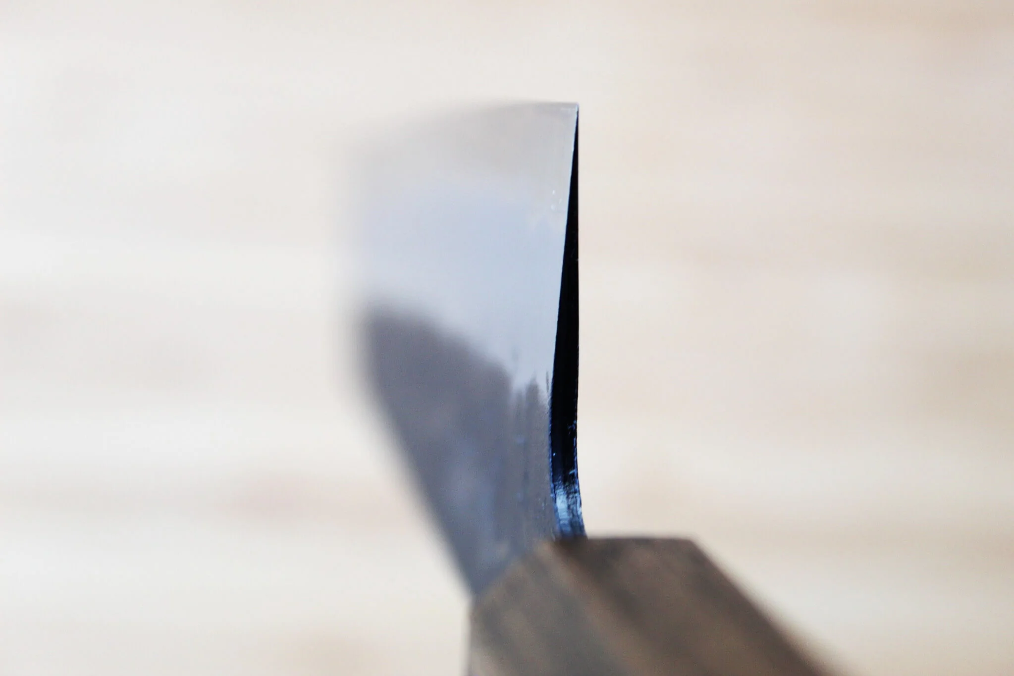 OUL Aogami Super / Blue Super Steel Nashiji Santoku 165 mm / 6.5" Black Oak - Image 9