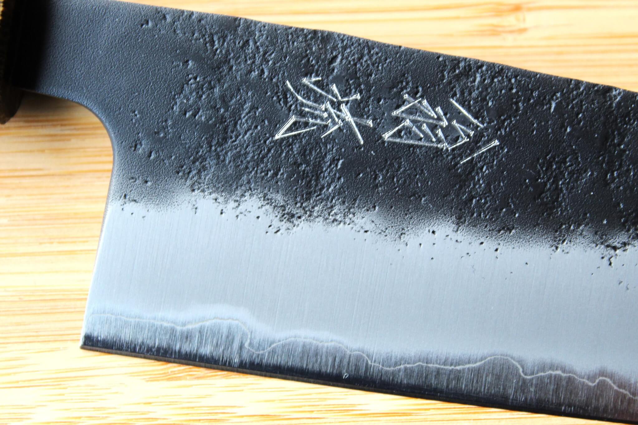 OUL Aogami Super / Blue Super Steel Nashiji Santoku 165 mm / 6.5" Black Oak - Image 3