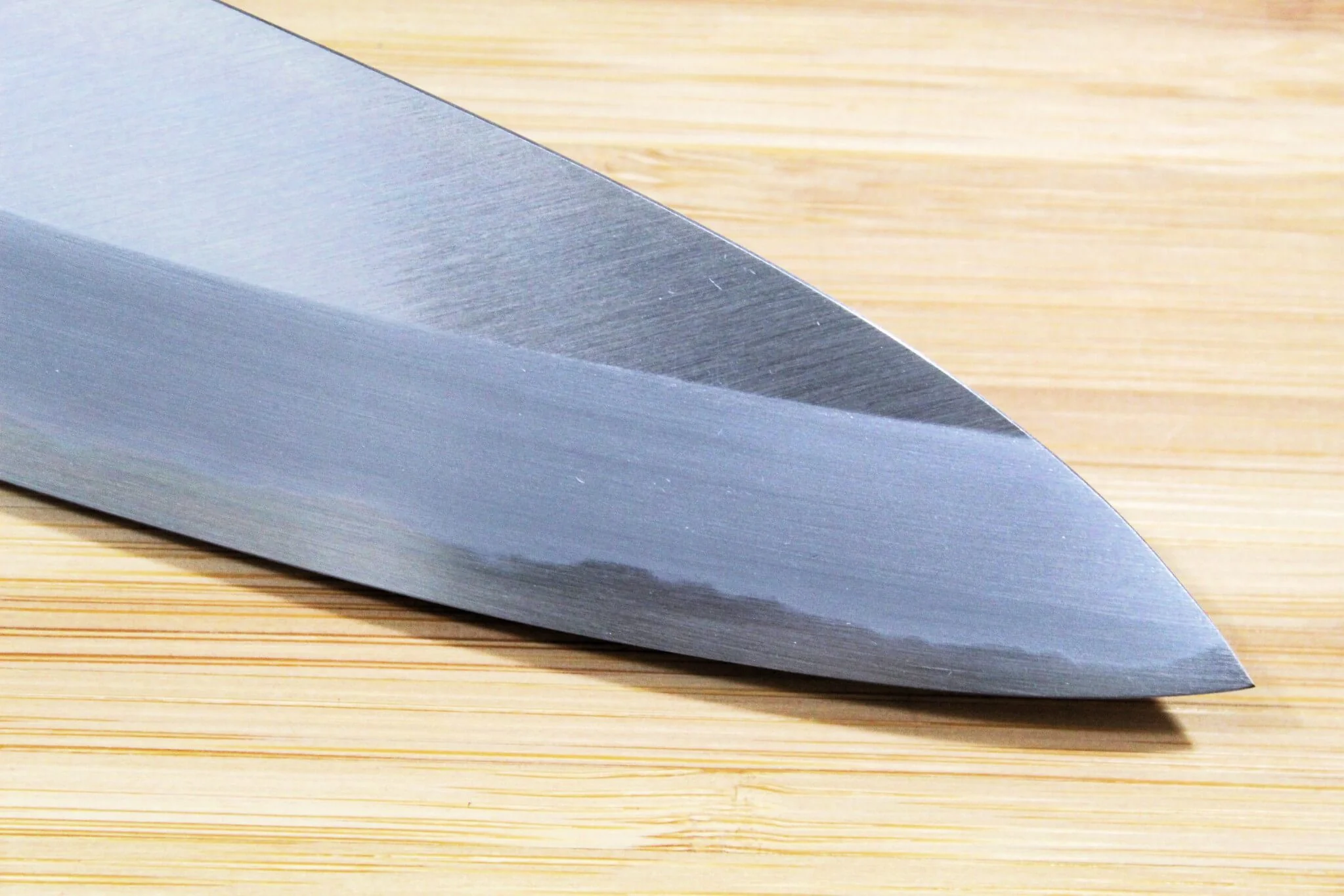 OUL Aoniko / Blue Steel #2 Gyuto 240 mm / 9.4" with Ebony Handle - Image 4