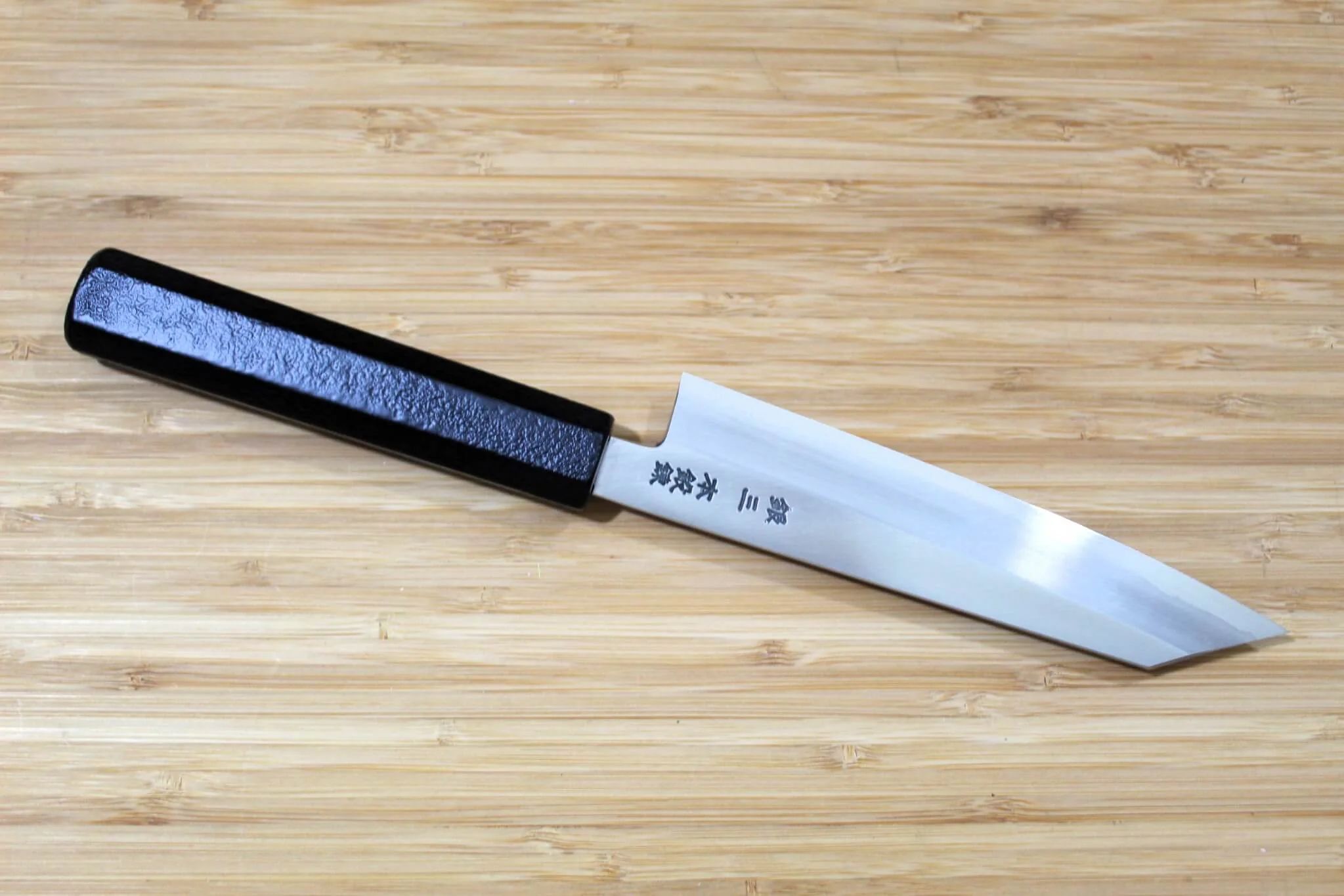 OUL Ginsan Kengata Petty 150 mm / 5.9" Black Makiji Urushi Handle - Image 5