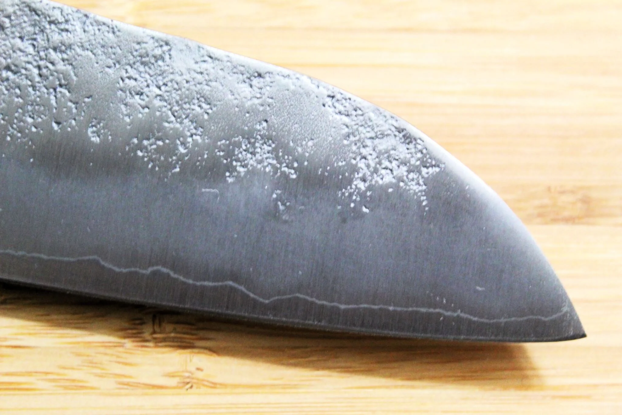 OUL Santoku Ginsan Nashiji 180 mm / 7.1" Purple Handle - Image 4