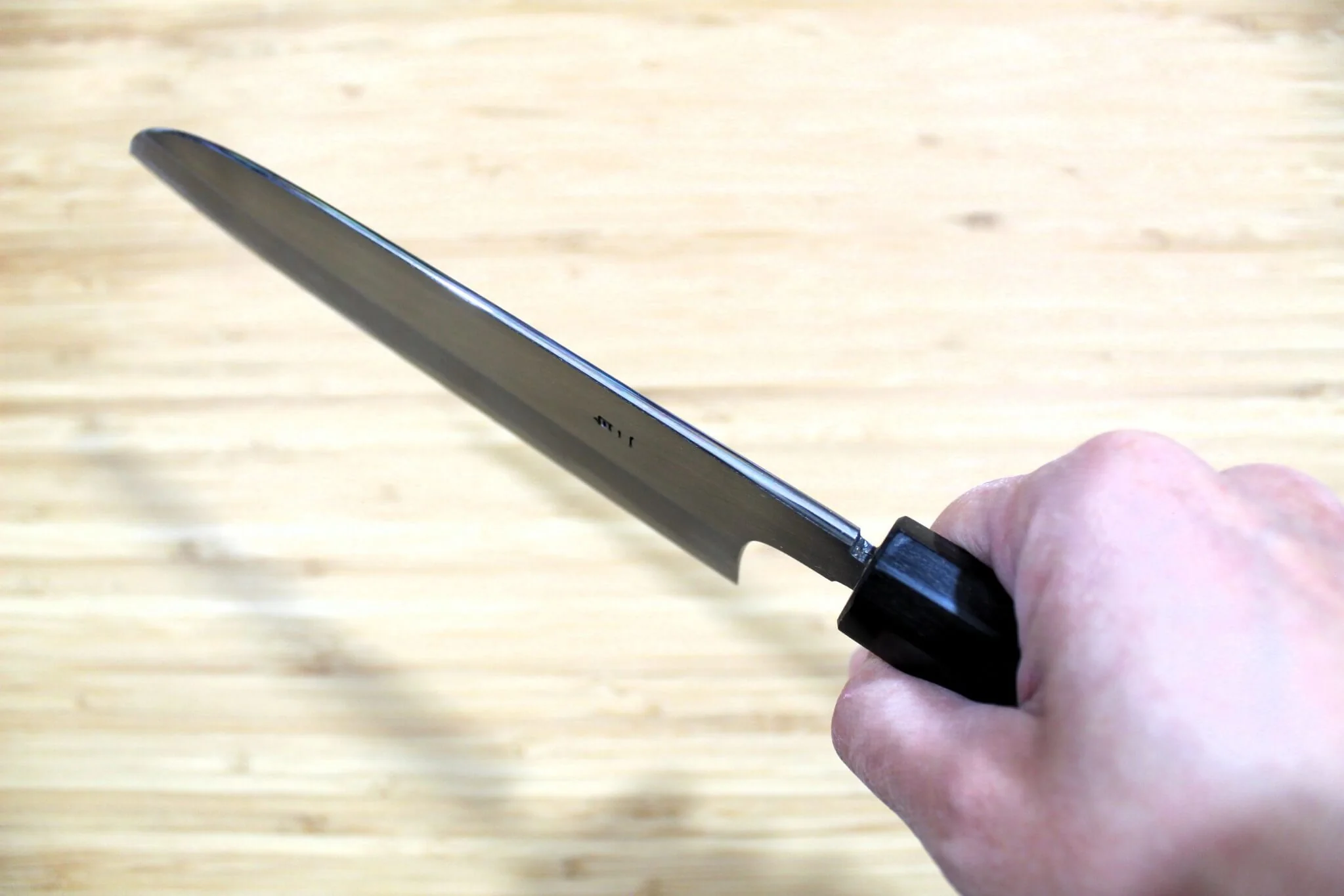 OUL Shirogami #2 / White Steel #2 Santoku 180 mm / 7.1" with Maple Handle - Image 11