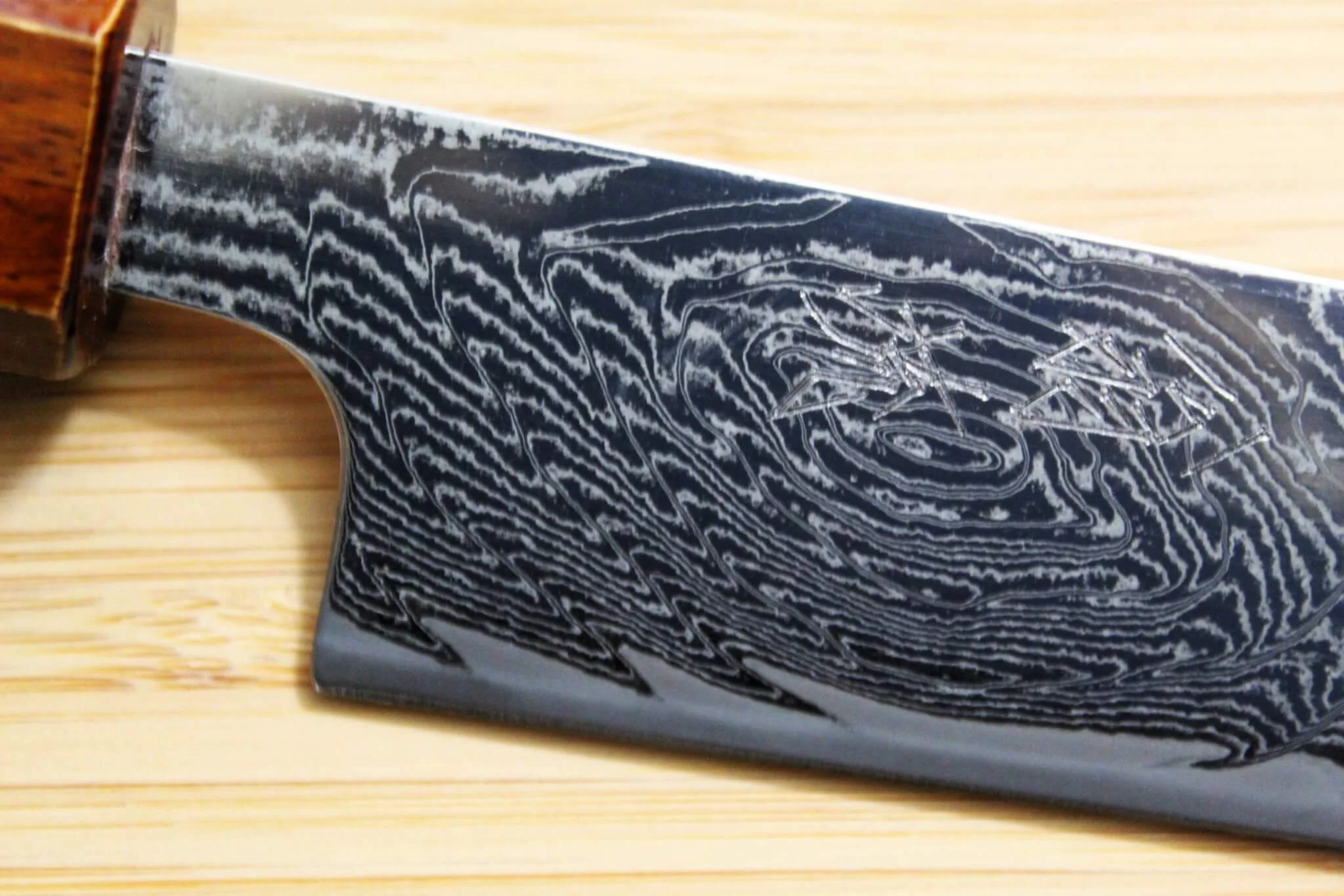 OUL Uzu Vortex Nickle Damascus Sujihiki 240 mm / 9.4" Lacquer Handle - Image 3
