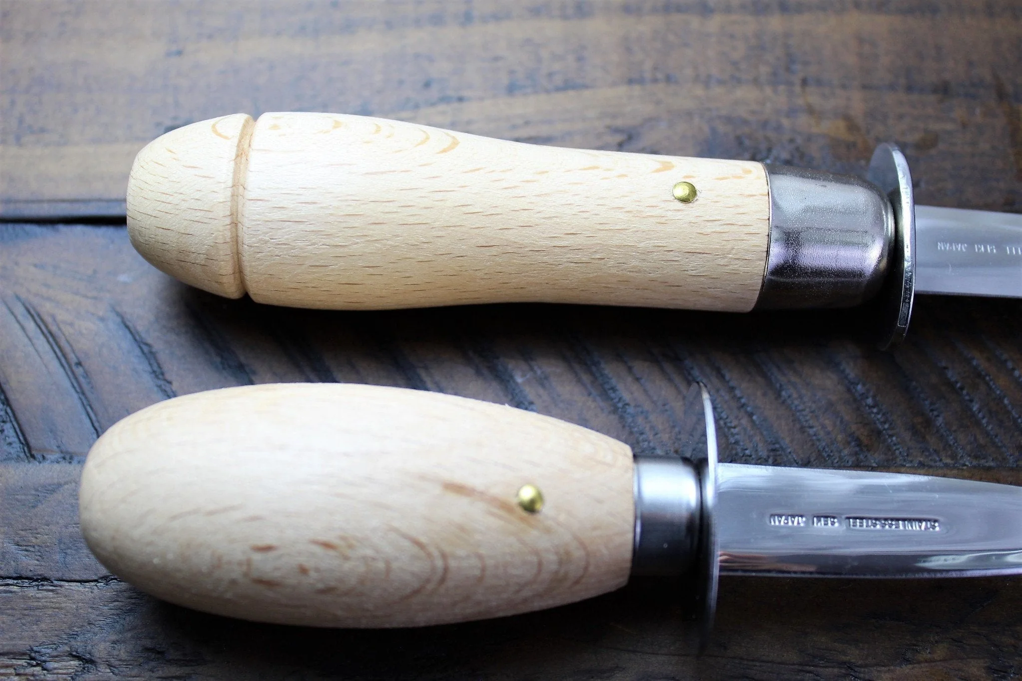 Oyster Shucker / Opener with Wooden Handle - Image 4