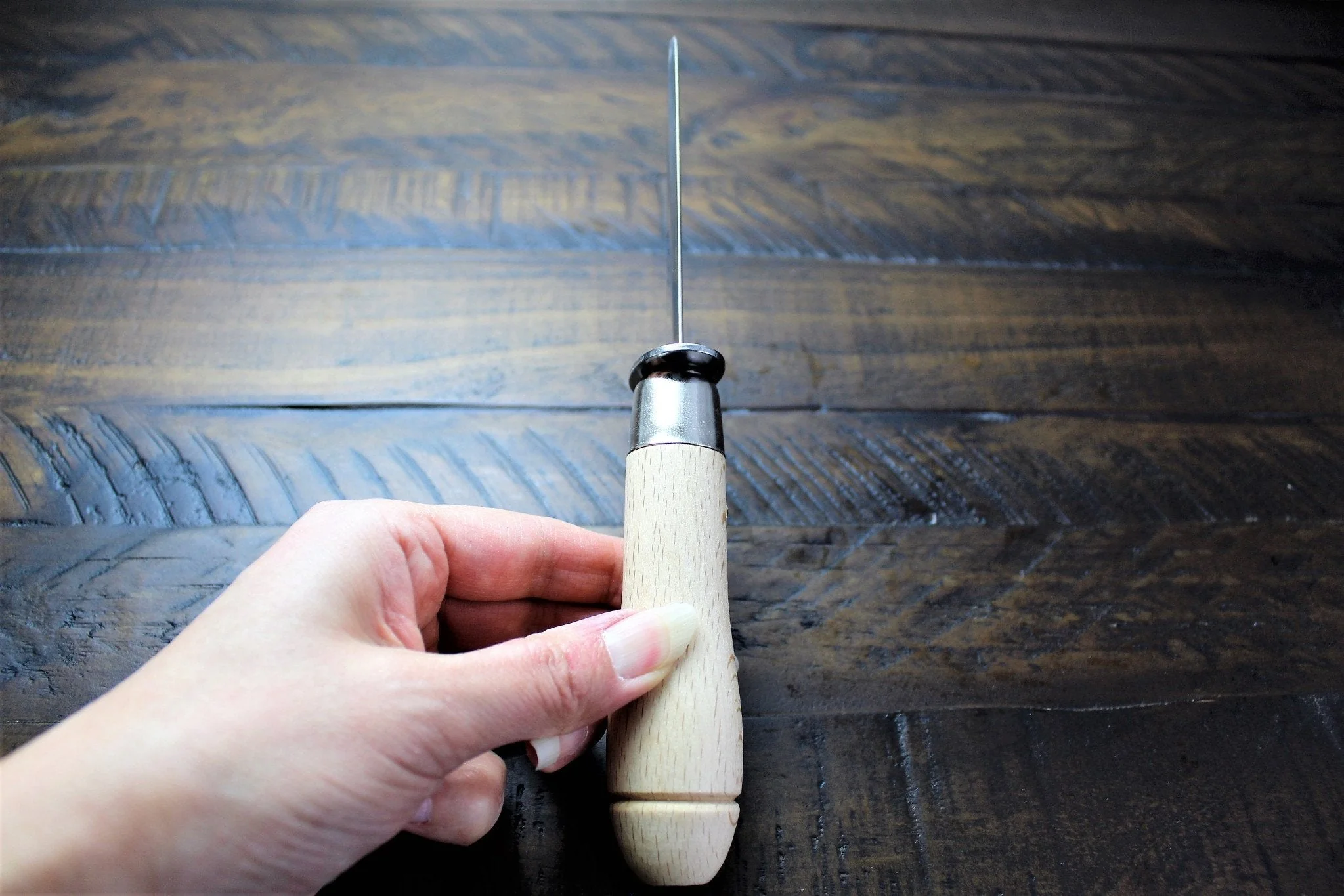 Oyster Shucker / Opener with Wooden Handle - Image 6