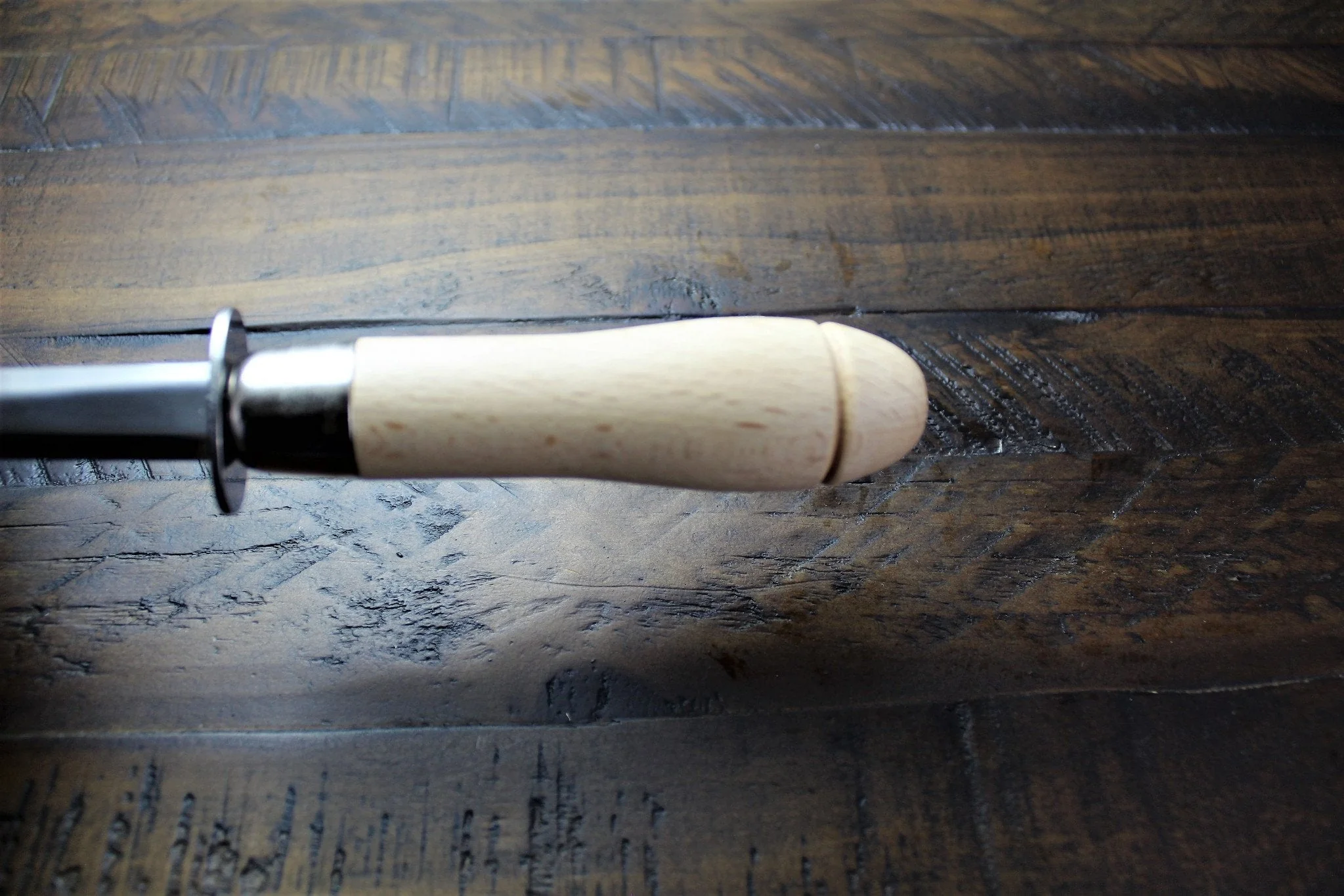 Oyster Shucker / Opener with Wooden Handle - Image 8