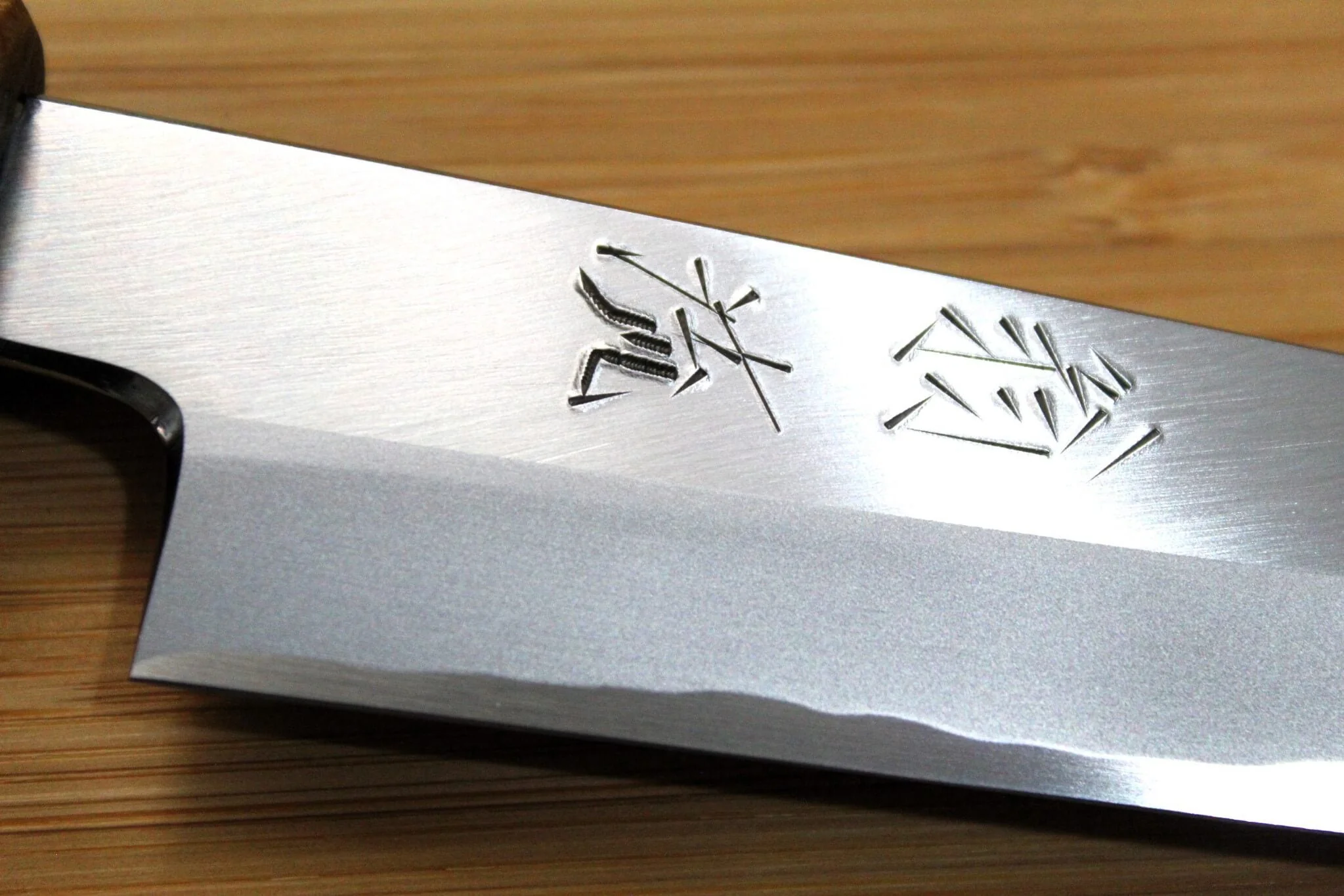 OUL Petty Aoniko / Blue Steel #2 150mm / 5.9" Oak Handle - Image 3