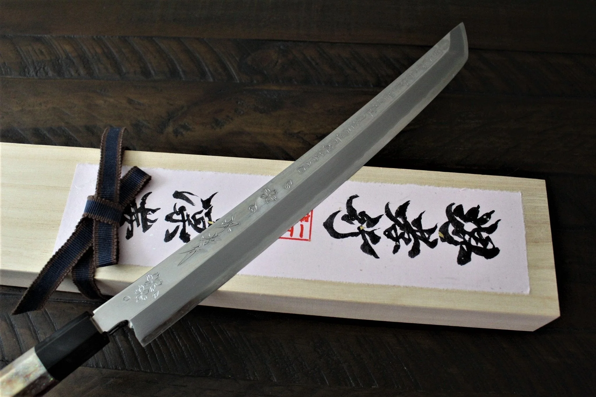 Sakai Takayuki Rinka Ginsan Silver #3 Sakimaru-Takohiki 390mm (15.4") with Decorative Handle and Saya - Cherry Blossom Engraving - Slicer - Image 12