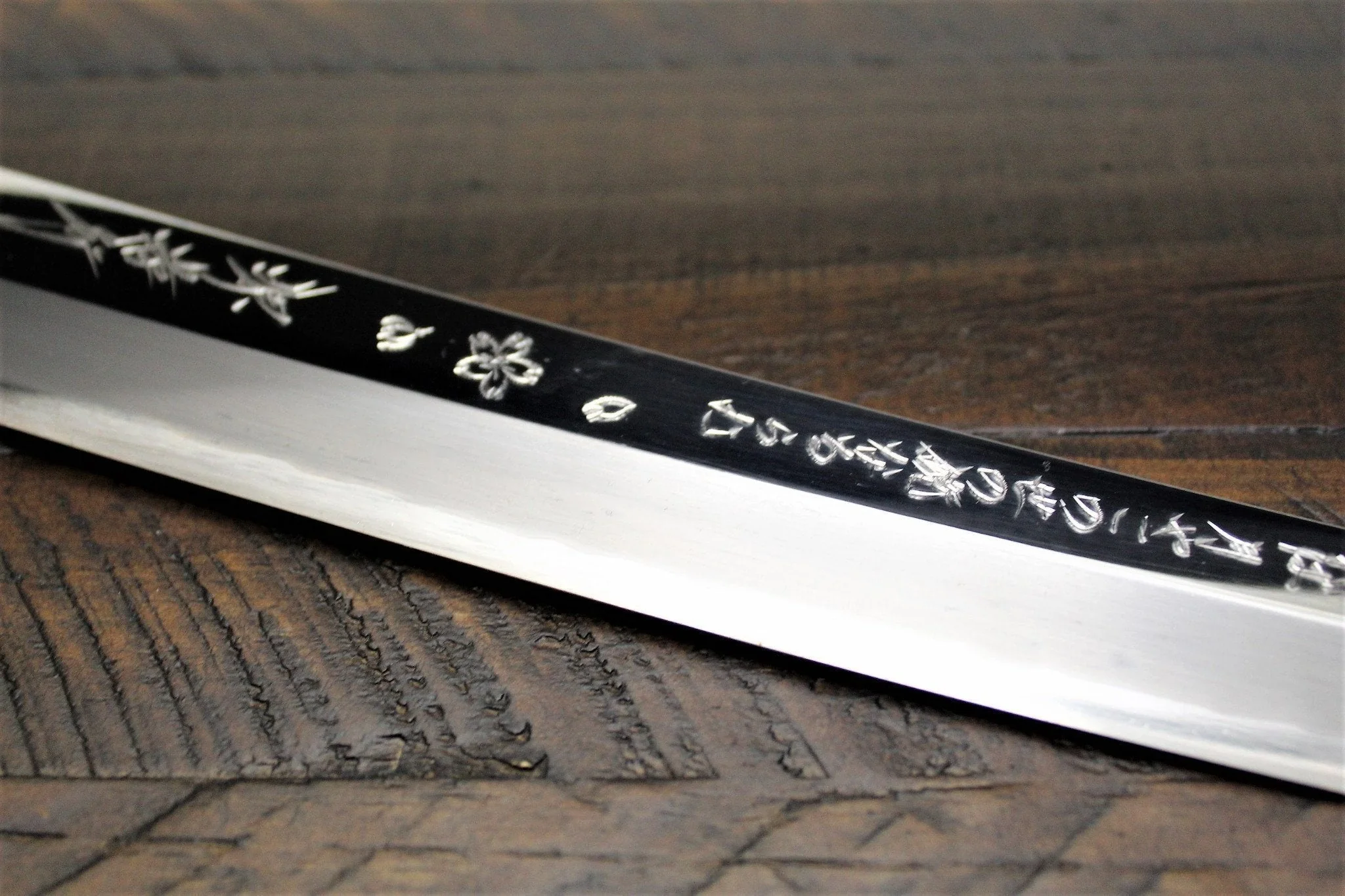 Sakai Takayuki Rinka Ginsan Silver #3 Sakimaru-Takohiki 390mm (15.4") with Decorative Handle and Saya - Cherry Blossom Engraving - Slicer - Image 6