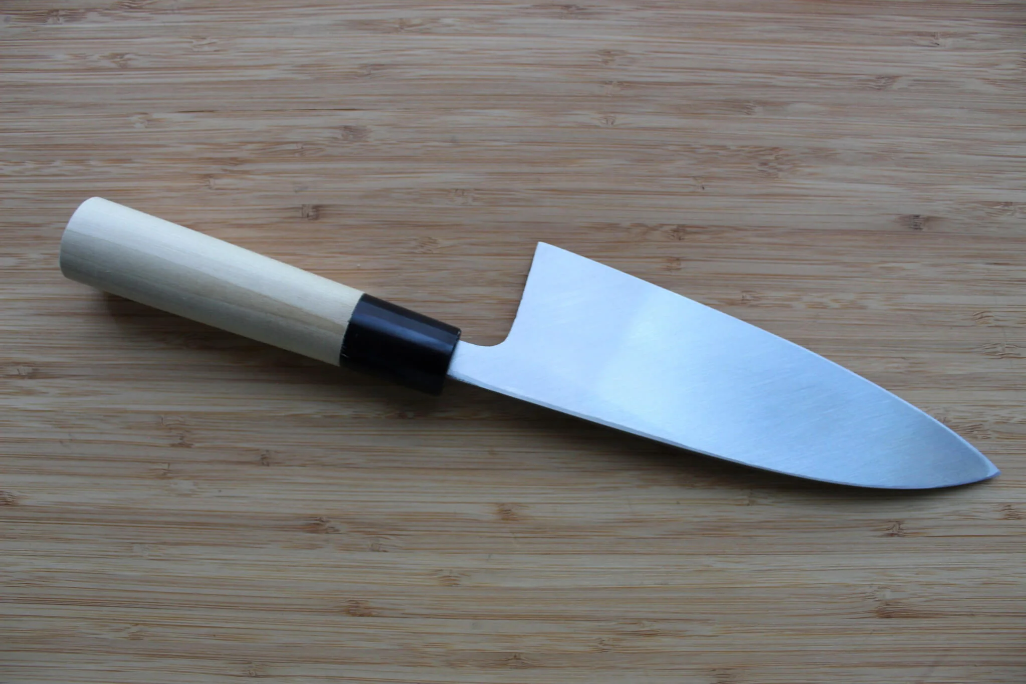 Sakai Takayuki Custom Sakura Decorative Deba Knife White Steel 180mm - Image 5