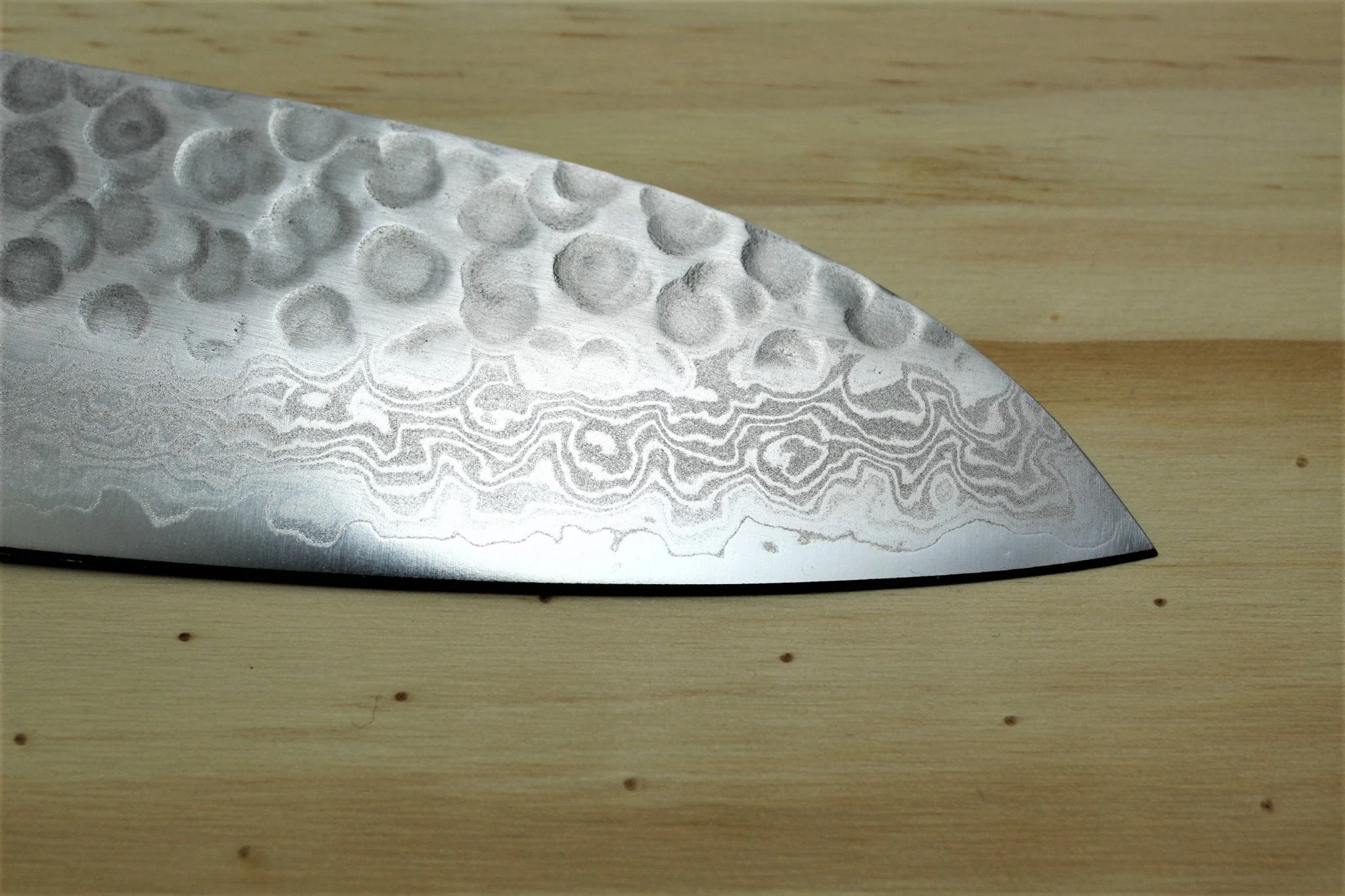 Sakai Takayuki Santoku Knife 180mm (7.1") Damascus 17 Layer - Image 4