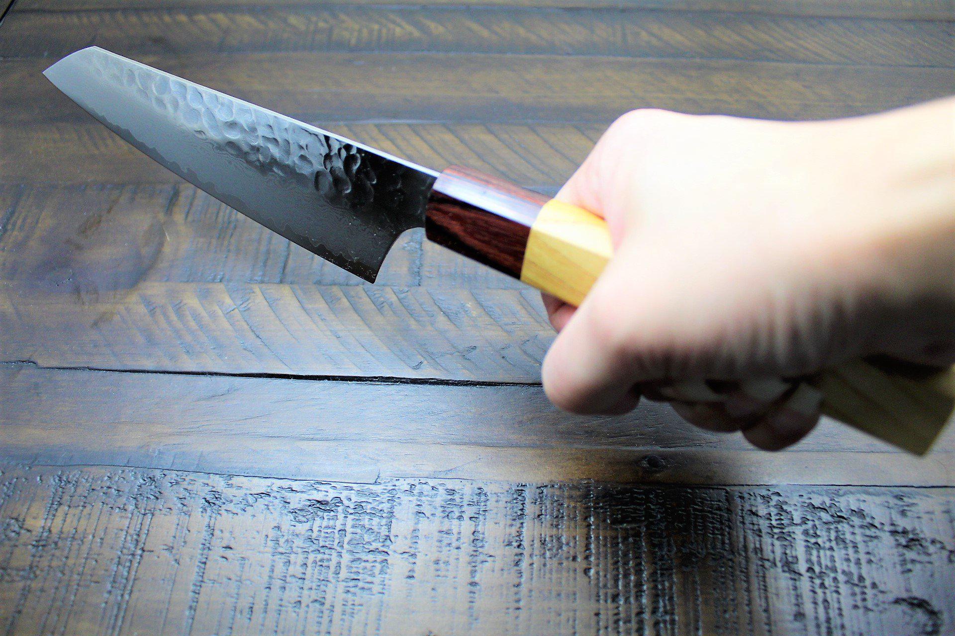 Sakai Takayuki Kengata Santoku Knife 160mm (6.3") Damascus 33 Layer Japanese Handle - Image 3