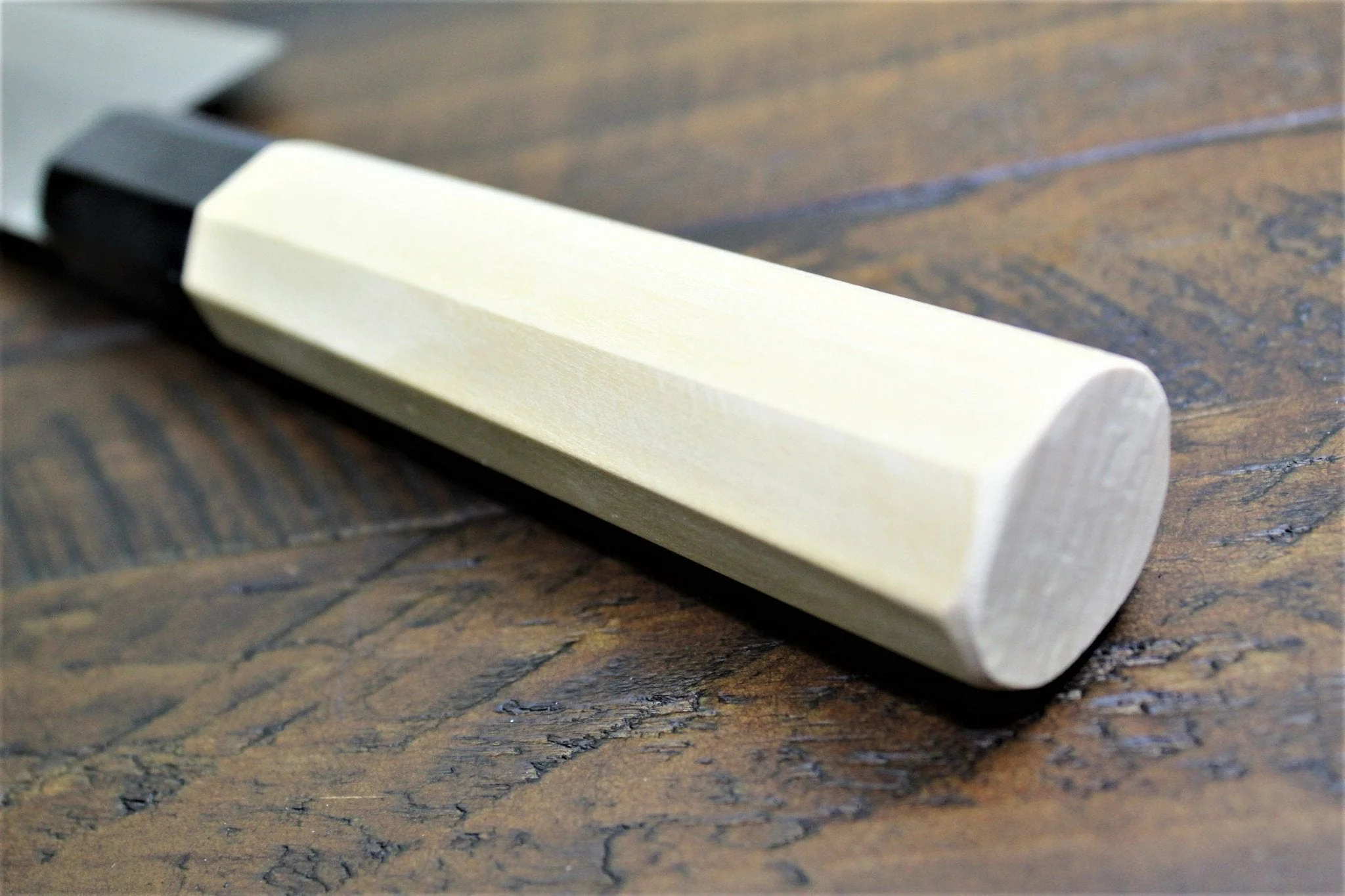 Sakai Takayuki 45 Layer Damascus Nakiri Knife 160mm (6.3") Magnolia Handle - Image 8