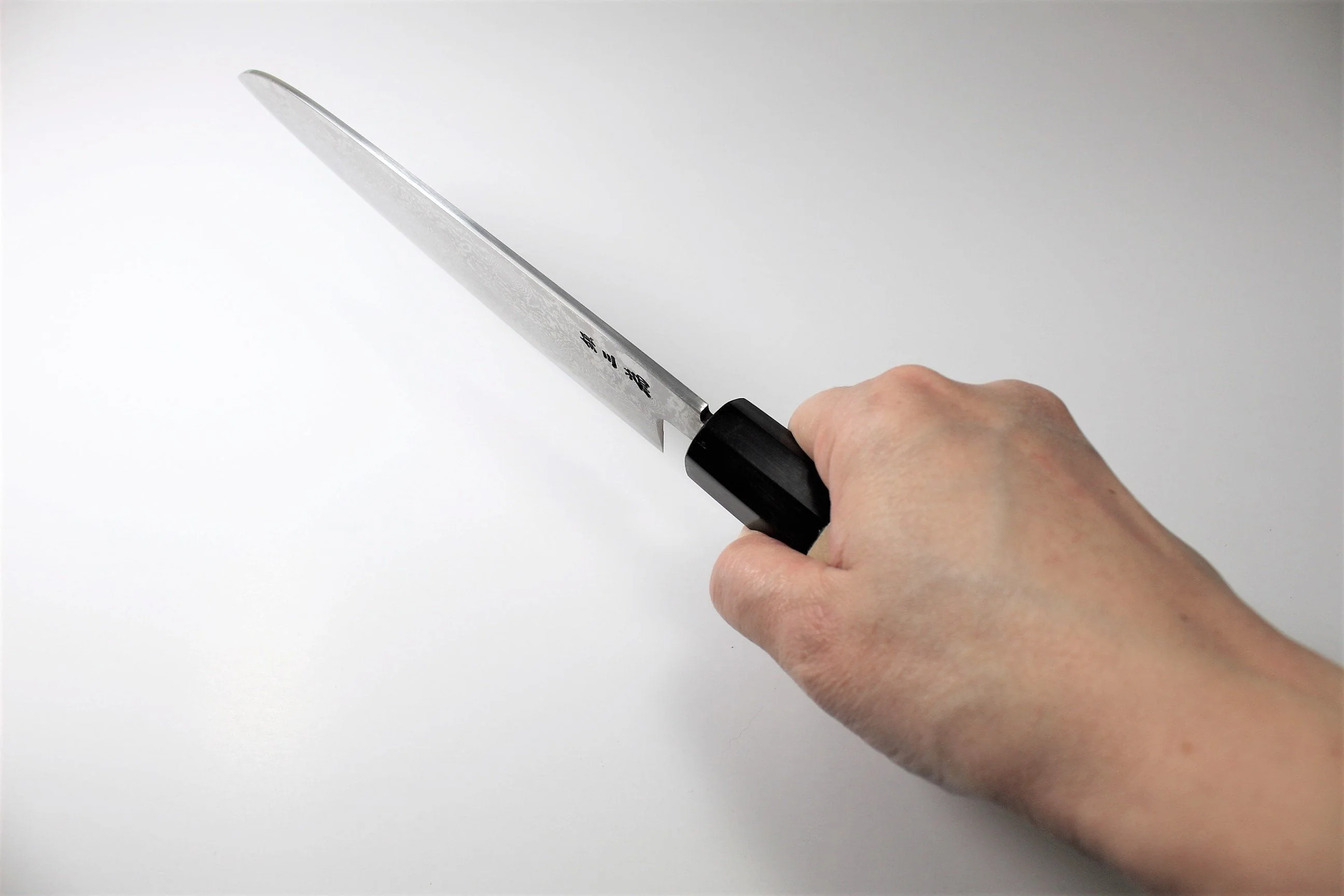Sakai Takayuki Ginsan Damascus Santoku Knife 180mm (7.1") - Image 11
