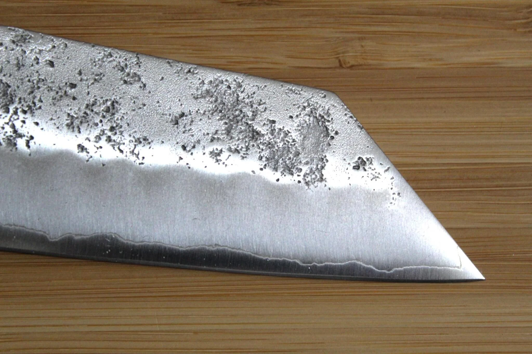 Sakai Takayuki Ginsan Nashiji Kengata Santoku Knife 170mm / 6.7" - Image 4