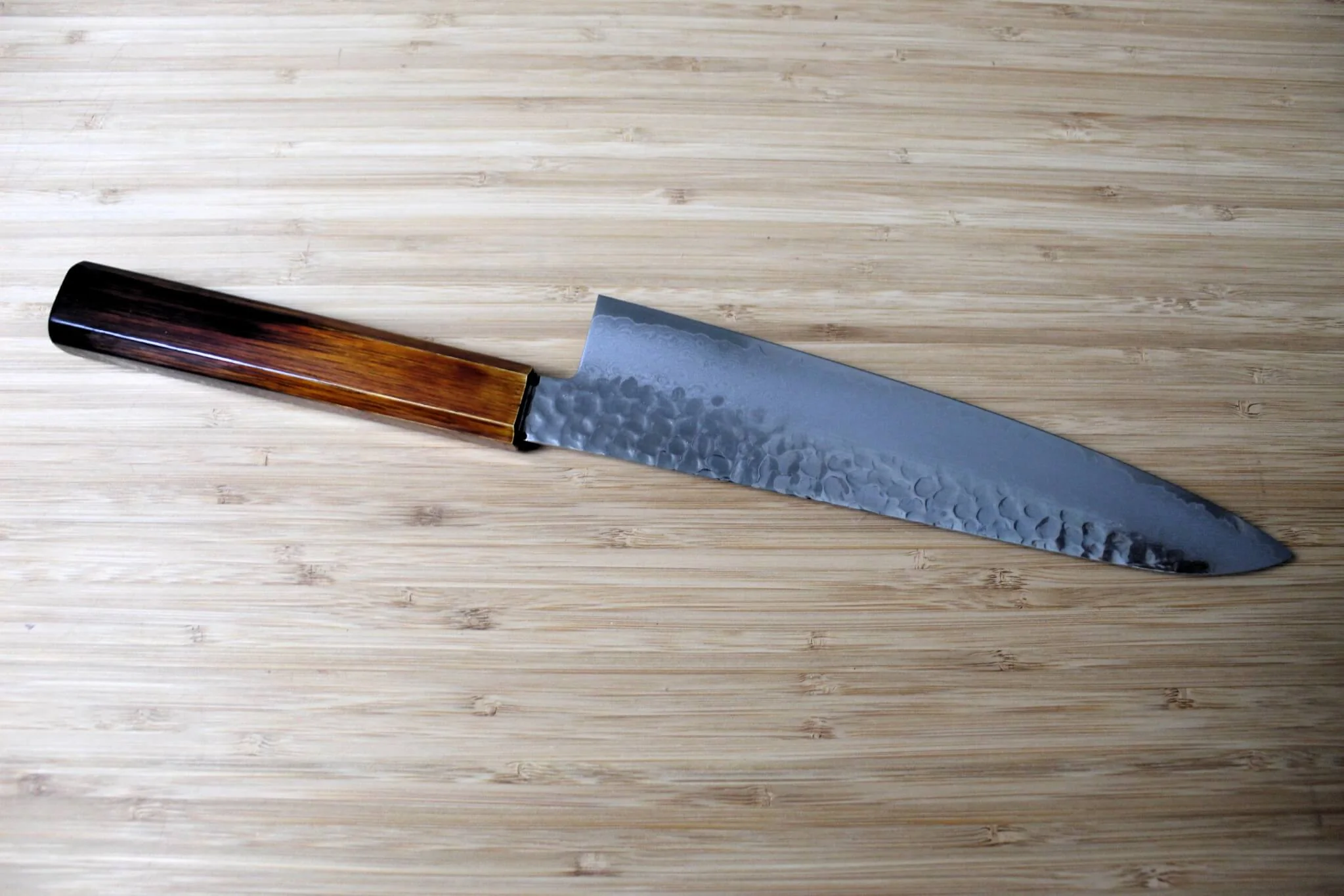 Sakai Takayuki 33-Layer Hammered Damascus 210mm Gyuto - Brown Lacquered Oak Handle - Image 5