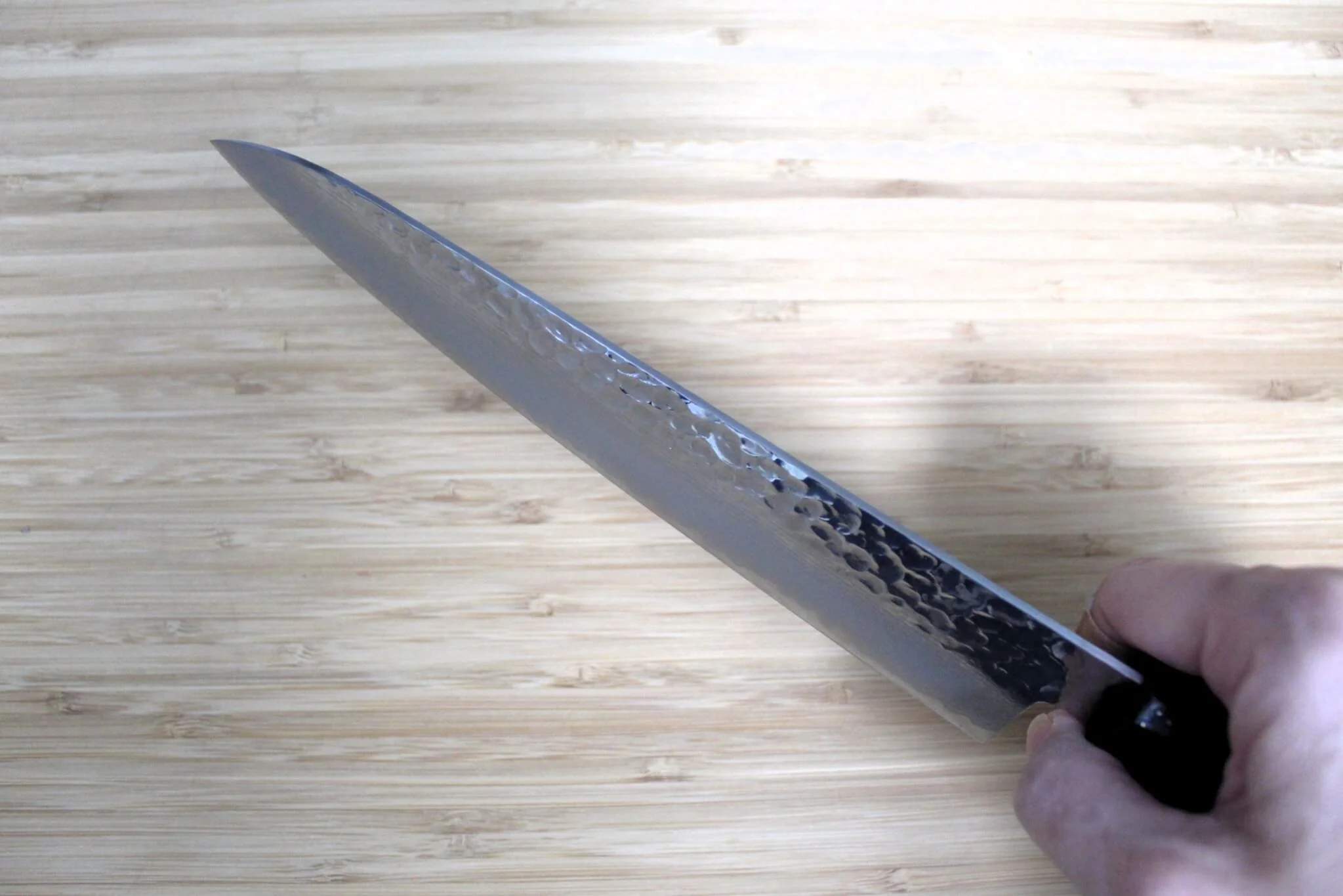 Sakai Takayuki 33-Layer Hammered Damascus 210mm Gyuto - Black Lacquered Oak Handle - Image 8