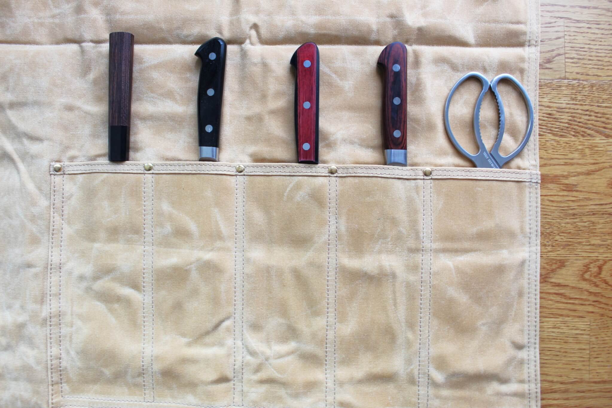 Sakai Takayuki Japanese Canvas Knife Roll Carry Bag for 5 Knives - Image 3