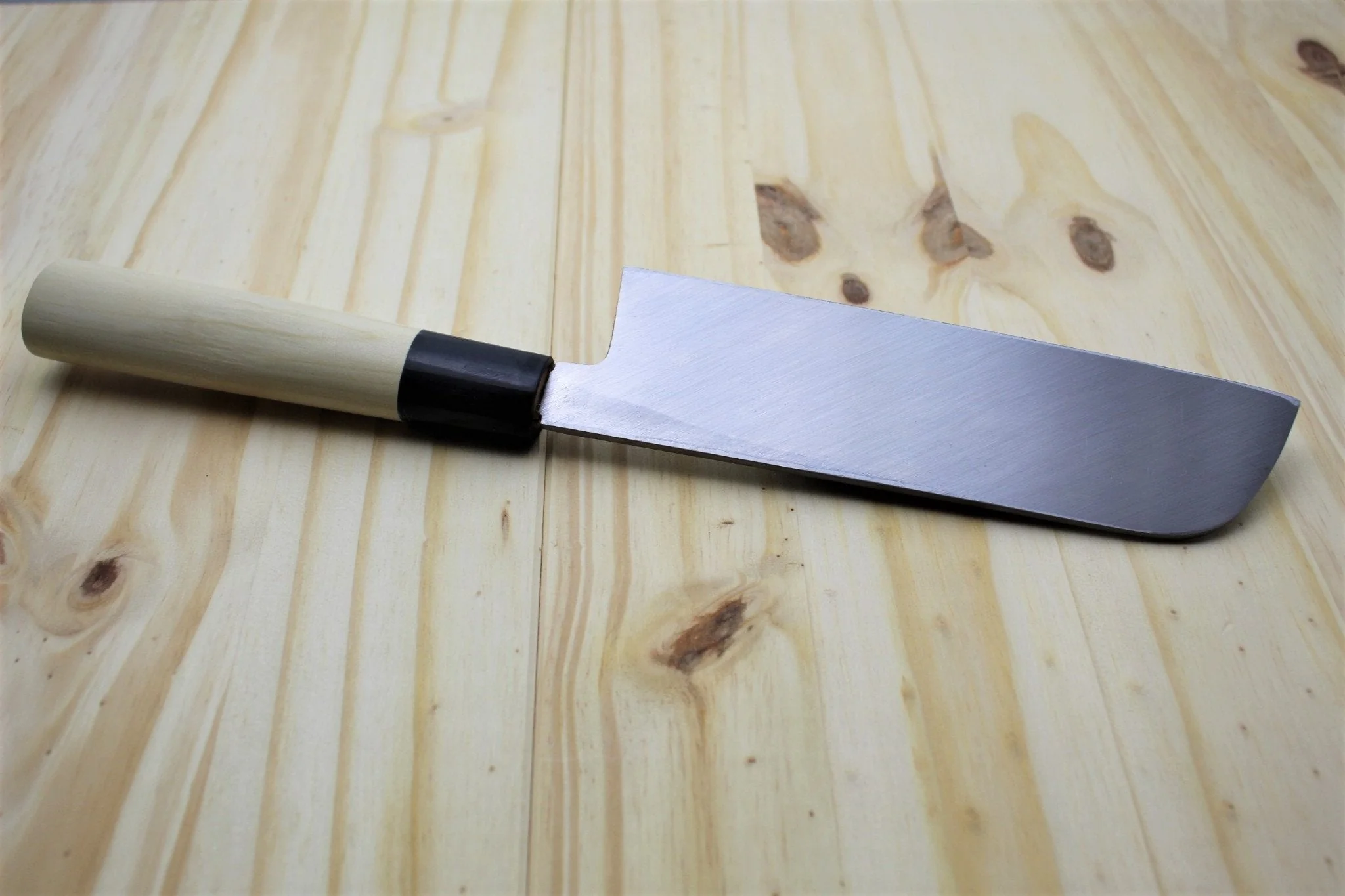 Sakai Takayuki Kamagata Usuba Knife with Buffalo Horn Handle White Steel 180mm (7.1") /210mm (8.2") - Image 5