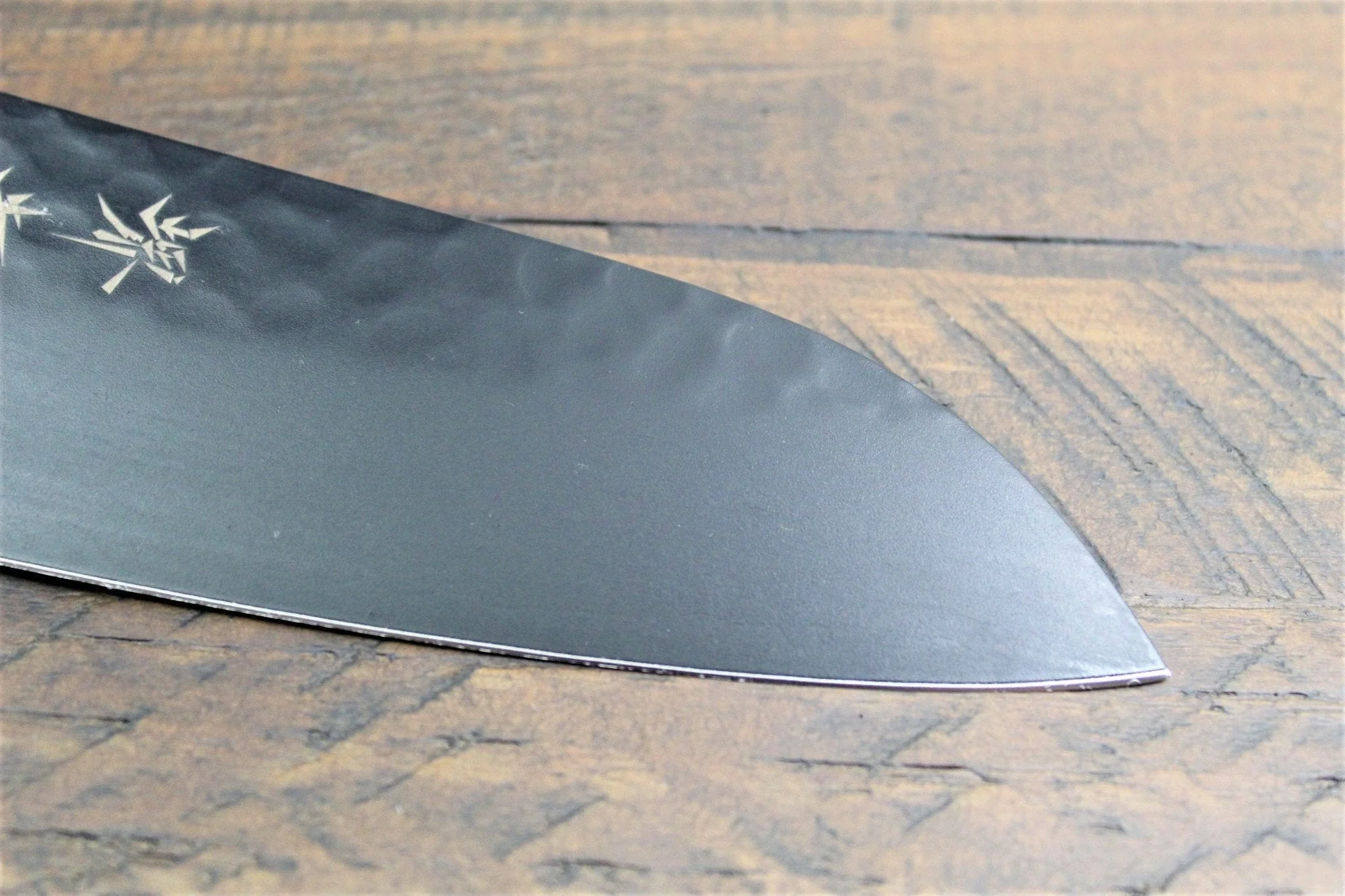 Sakai Takayuki Kurokage VG-10 with Non Stick Coating Santoku Knife 170mm (6.7") with Wenge Handle - Image 3