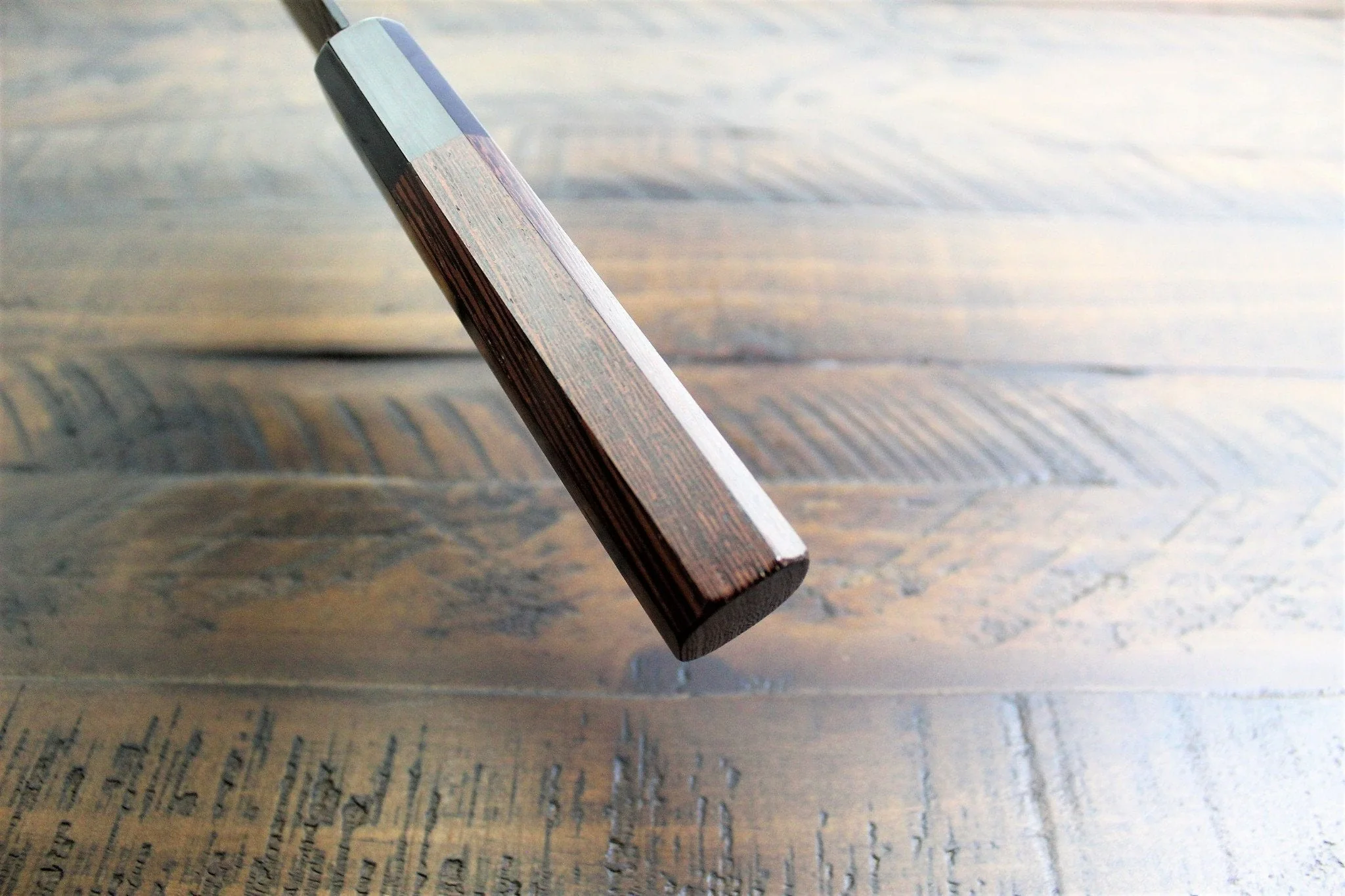 Sakai Takayuki Kurokage VG-10 with Non Stick Coating Santoku Knife 170mm (6.7") with Wenge Handle - Image 6