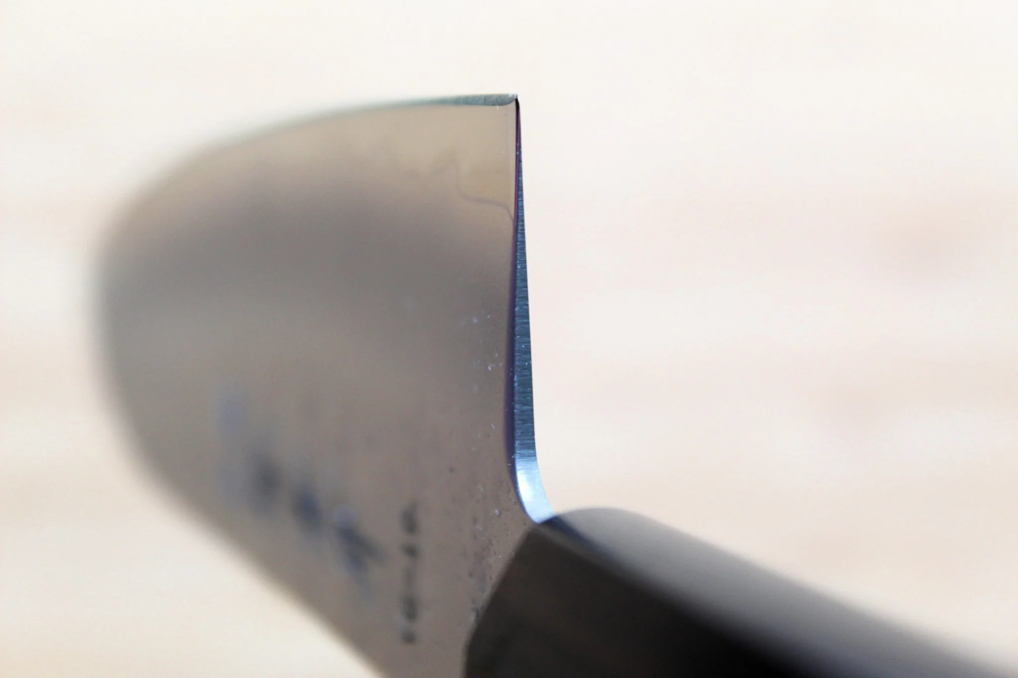 Sakai Takayuki Nashiji Santoku with Ebony Handle 170mm (6.7") - Image 8