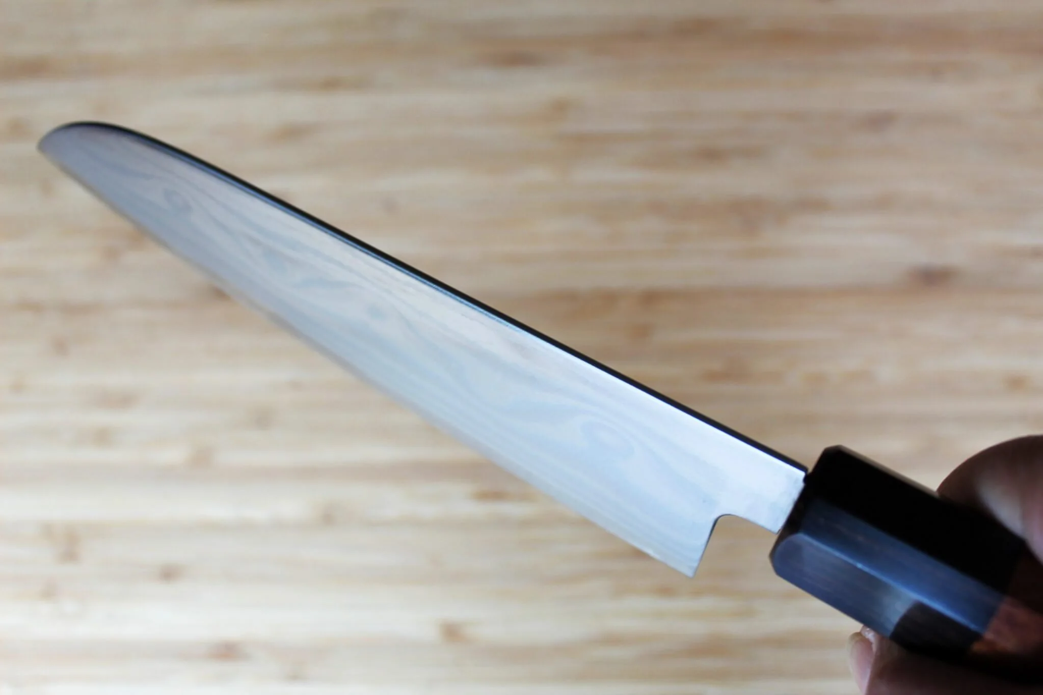 Sakai Takayuki Grand Chef Hamon Damascus 170mm (6.7") Santoku with Ebony Rosewood  Handle - Image 11