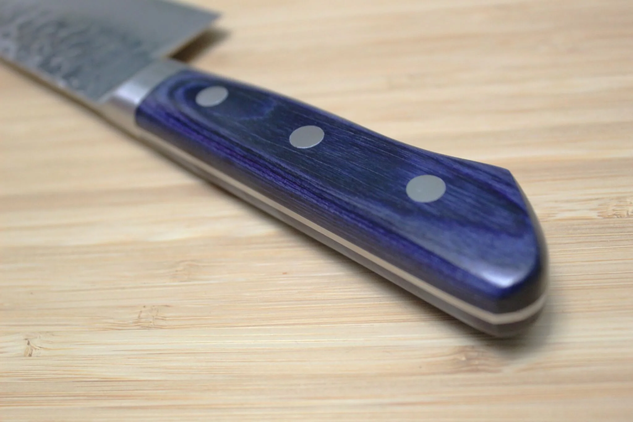 Sakai Takayuki Petty Knife 150 mm / 5.9" Damascus 33 Layer with Blue Handle - Image 10
