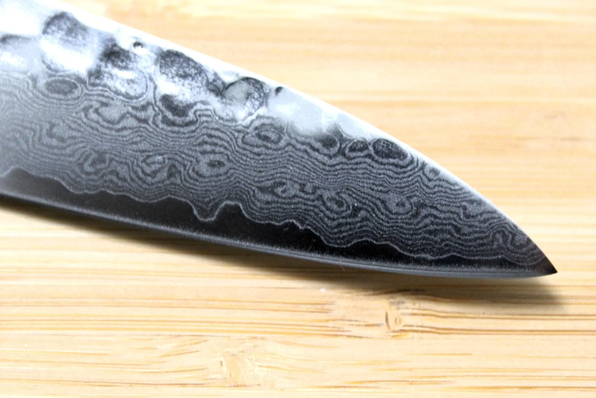 Sakai Takayuki Petty Knife 150 mm / 5.9" Damascus 33 Layer with Blue Handle - Image 4